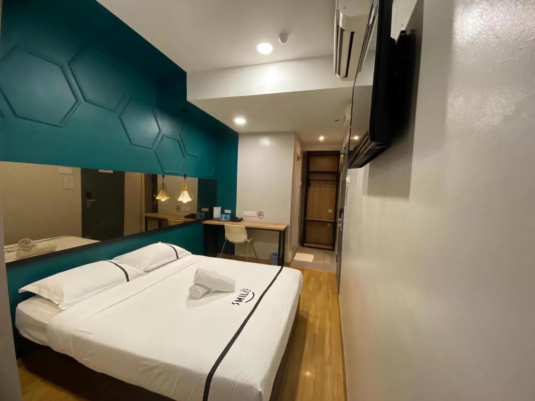 Bed in Smile Hotel Selayang Point