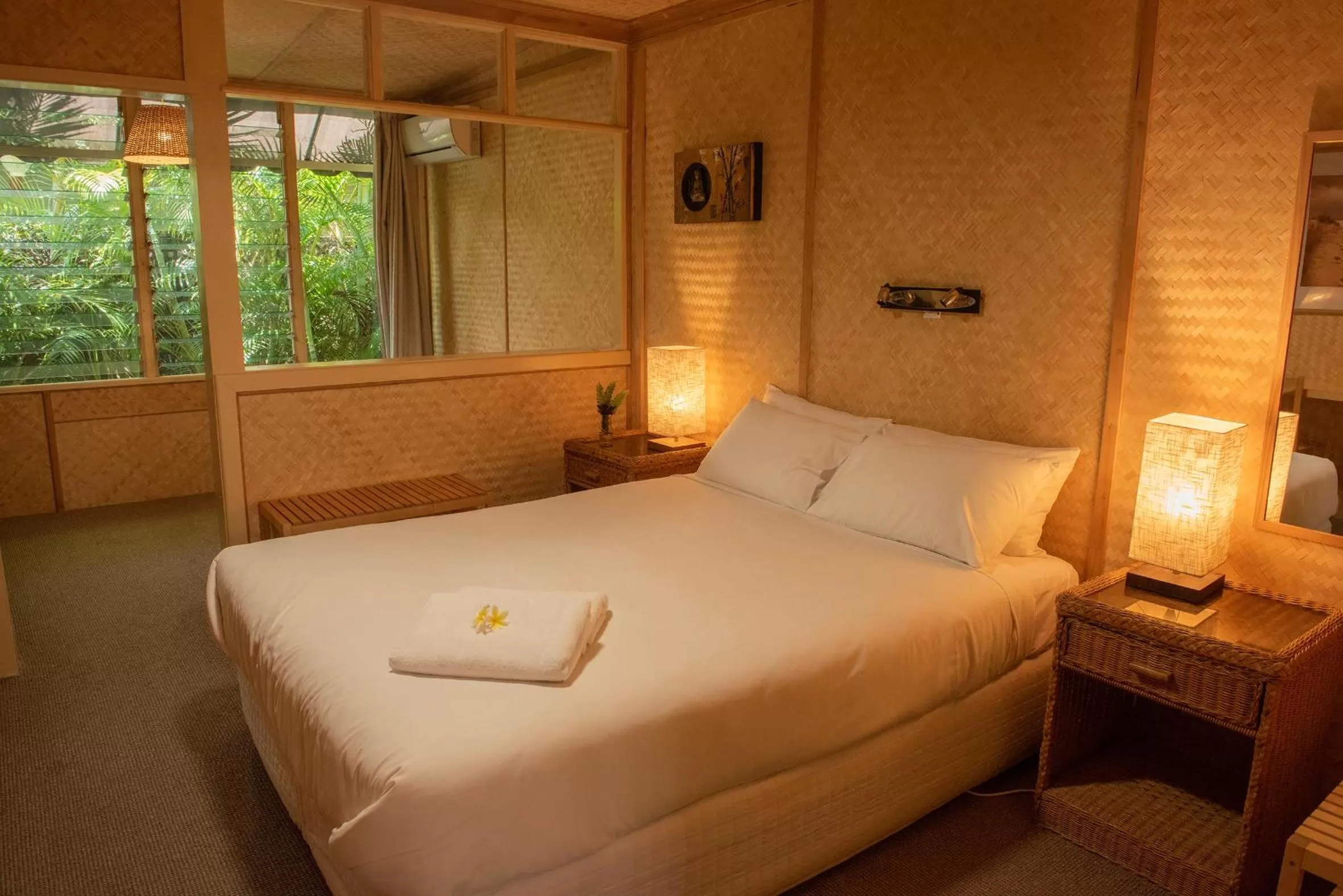 Bed in Tallow Beach Motel