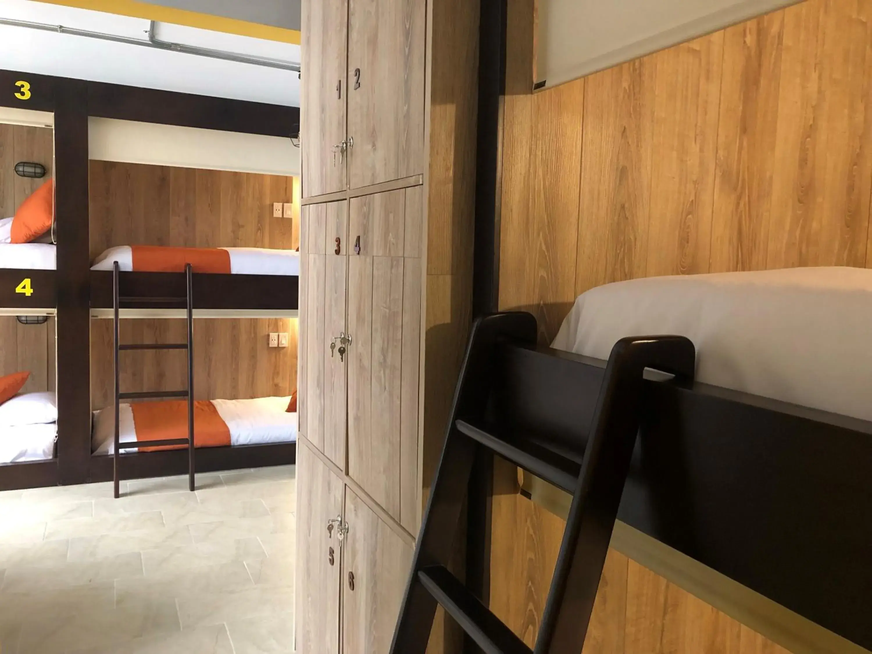 Photo of the whole room, Bunk Bed in Juliette ApartaSuites