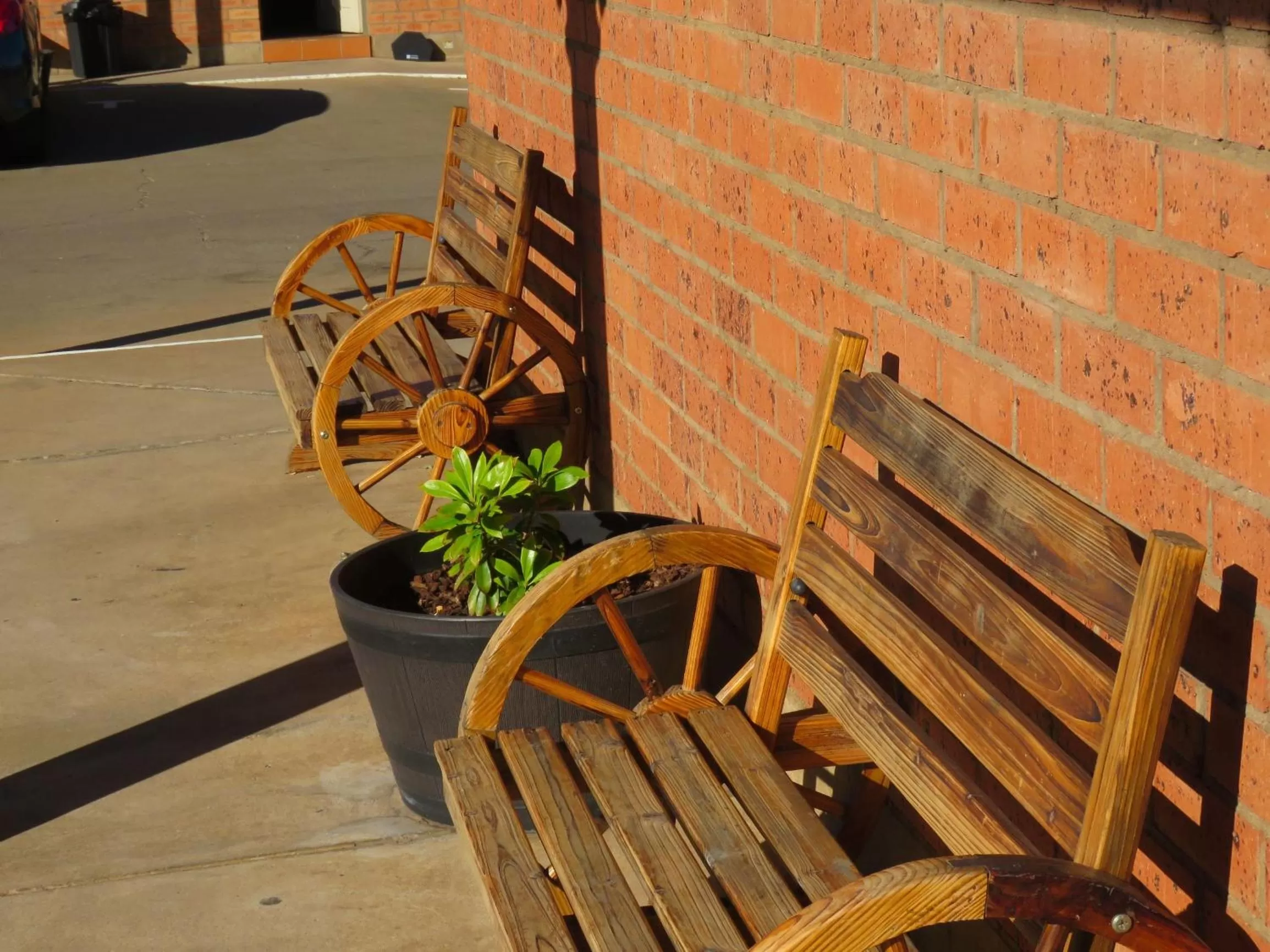 Property building in Burke & Wills Mt Isa