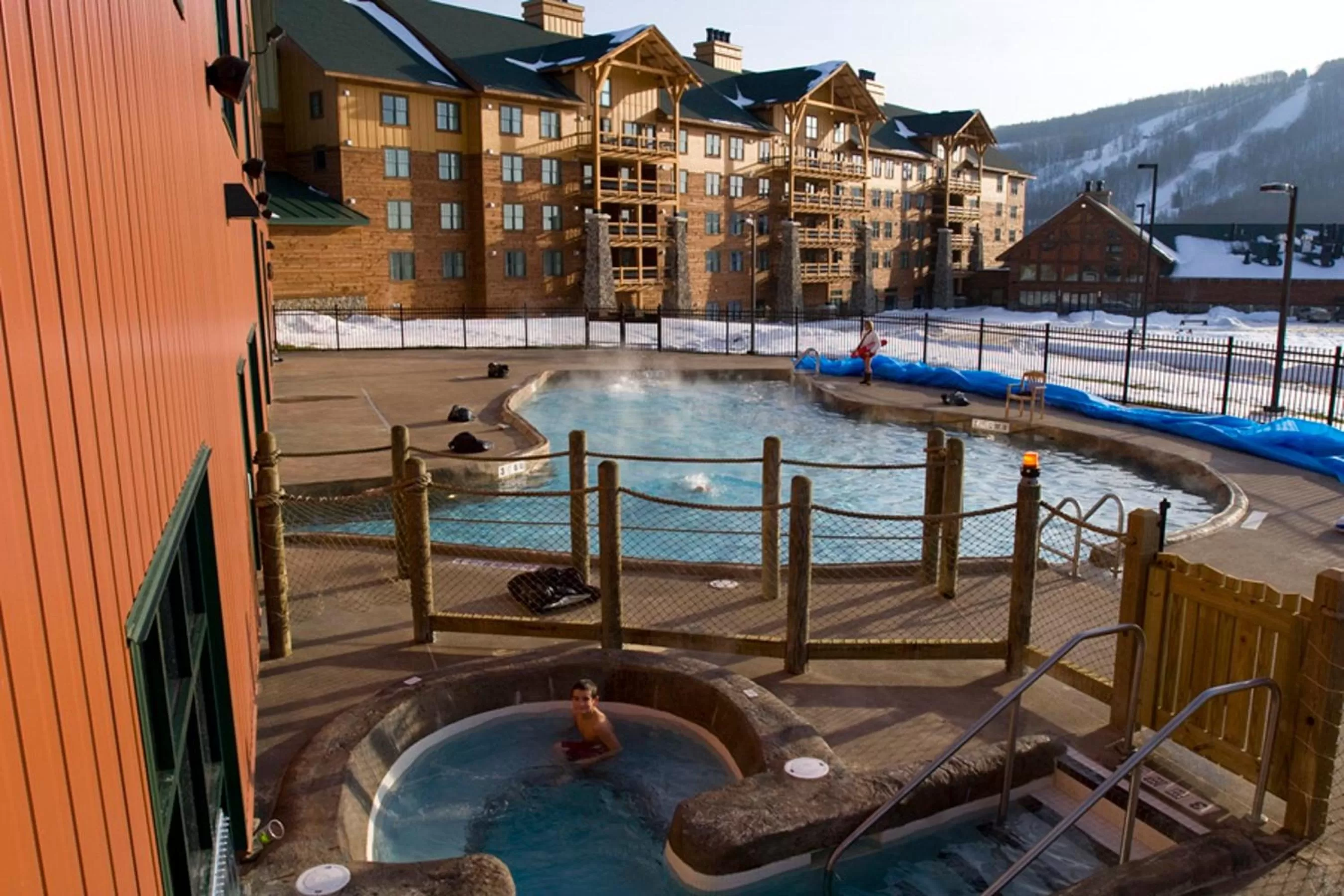 Winter in Hope Lake Lodge & Indoor Waterpark