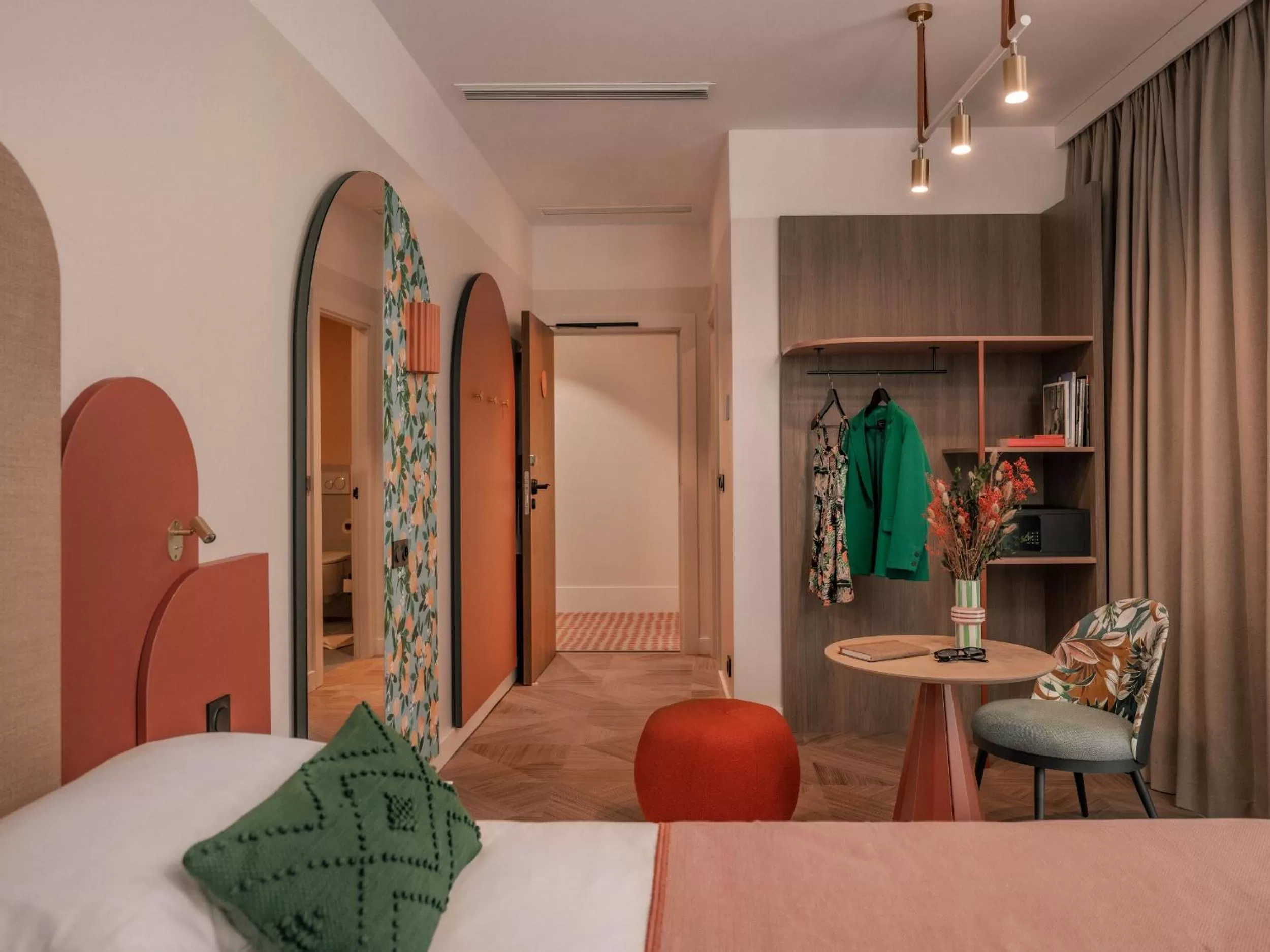 Living room, Bed in Ibis Styles Sevilla City Santa Justa