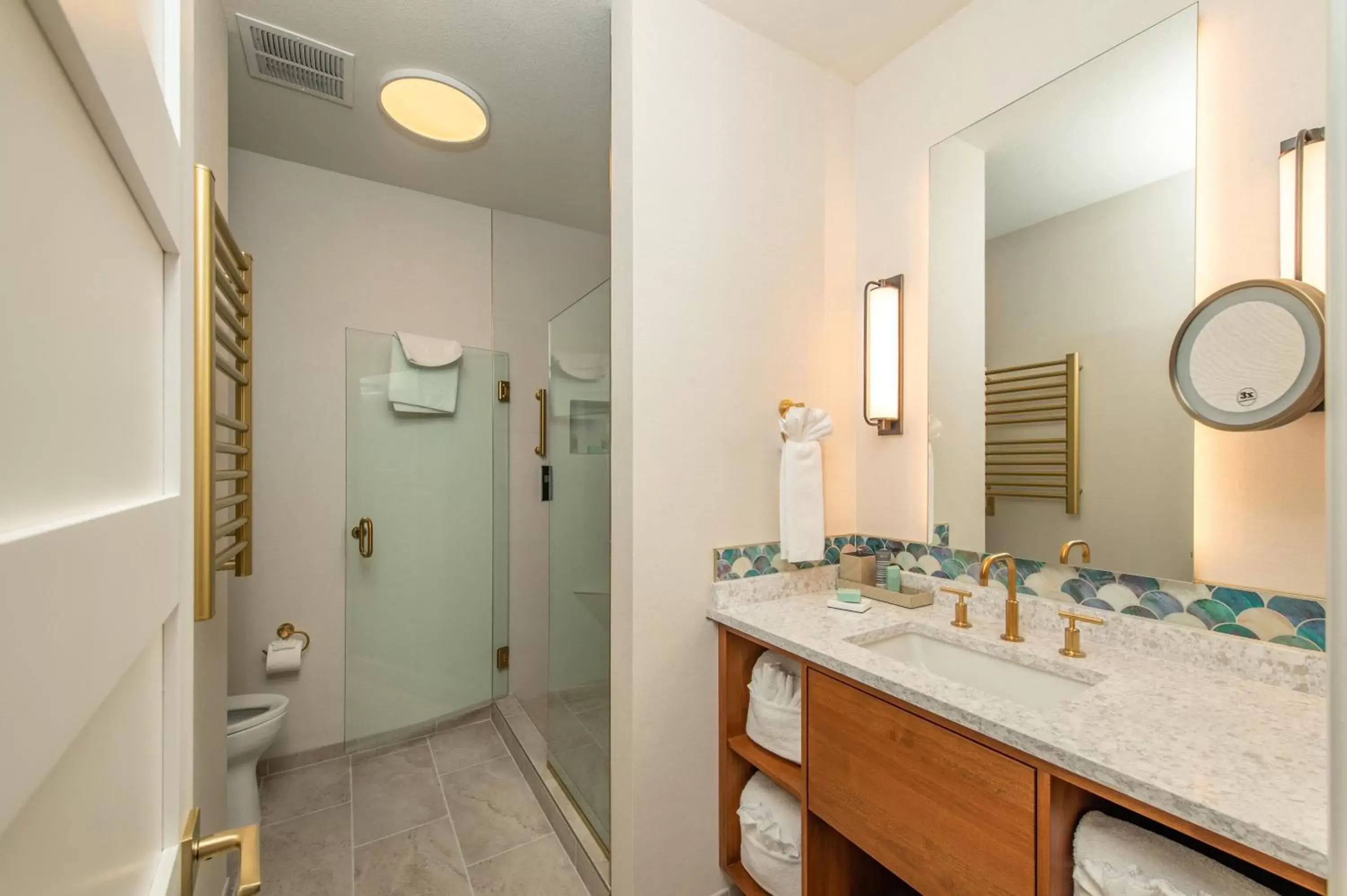 Bathroom in Hallmark Resort in Cannon Beach