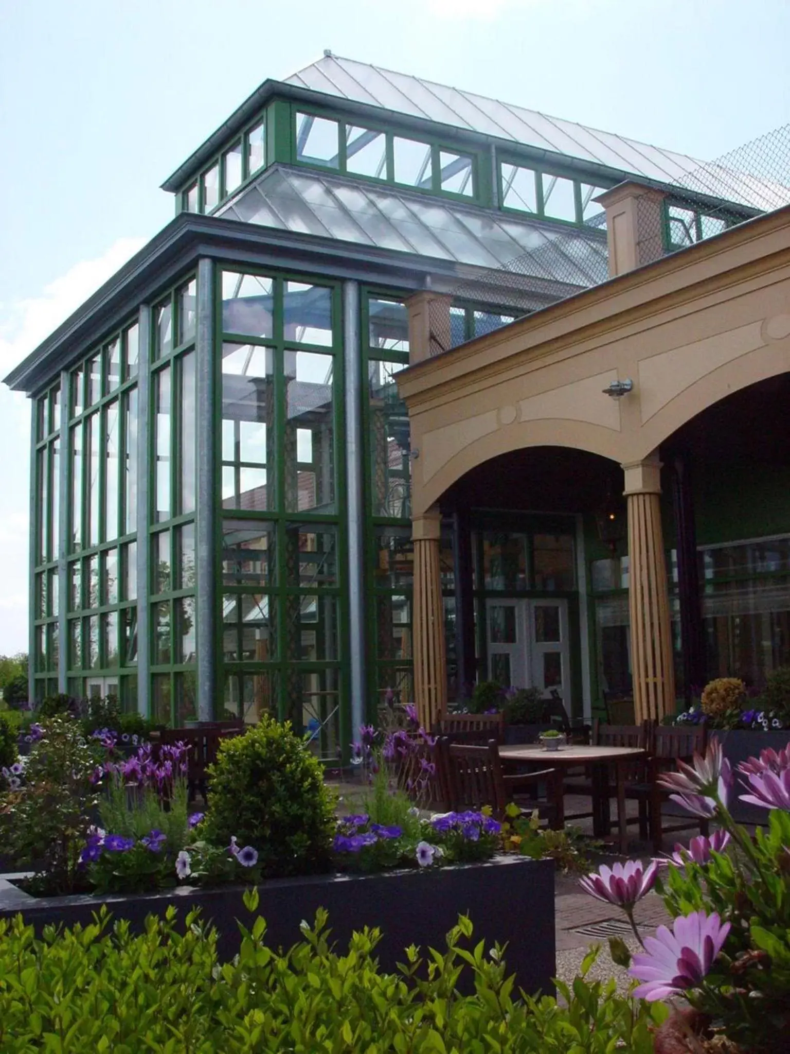 Facade/entrance, Property Building in Hajé Hotel Joure