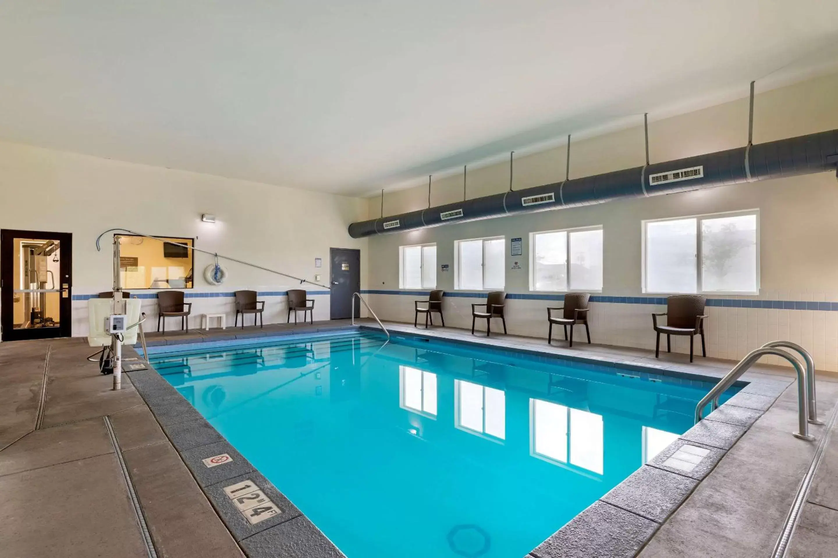 Activities, Swimming Pool in Comfort Inn & Suites Ponca City near Marland Mansion