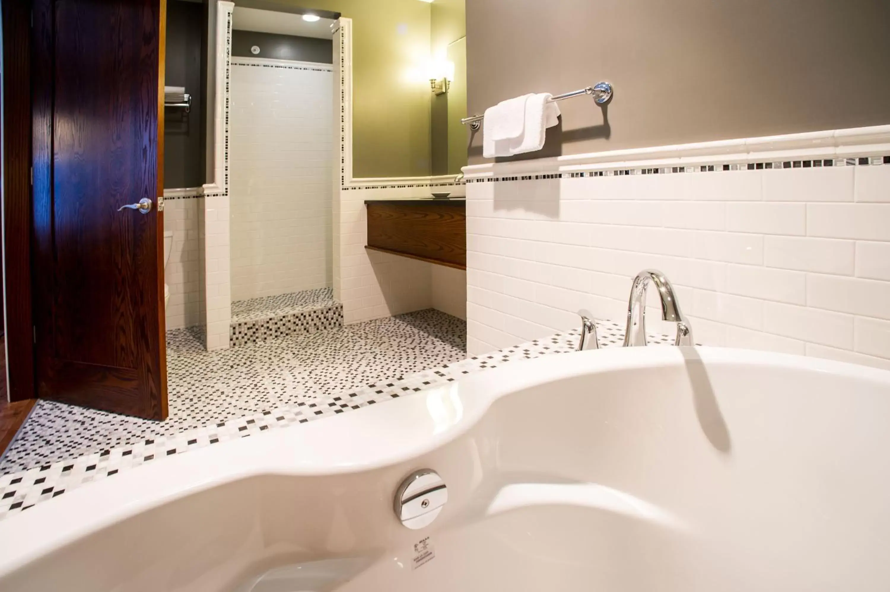 Bathroom in Hume Hotel & Spa