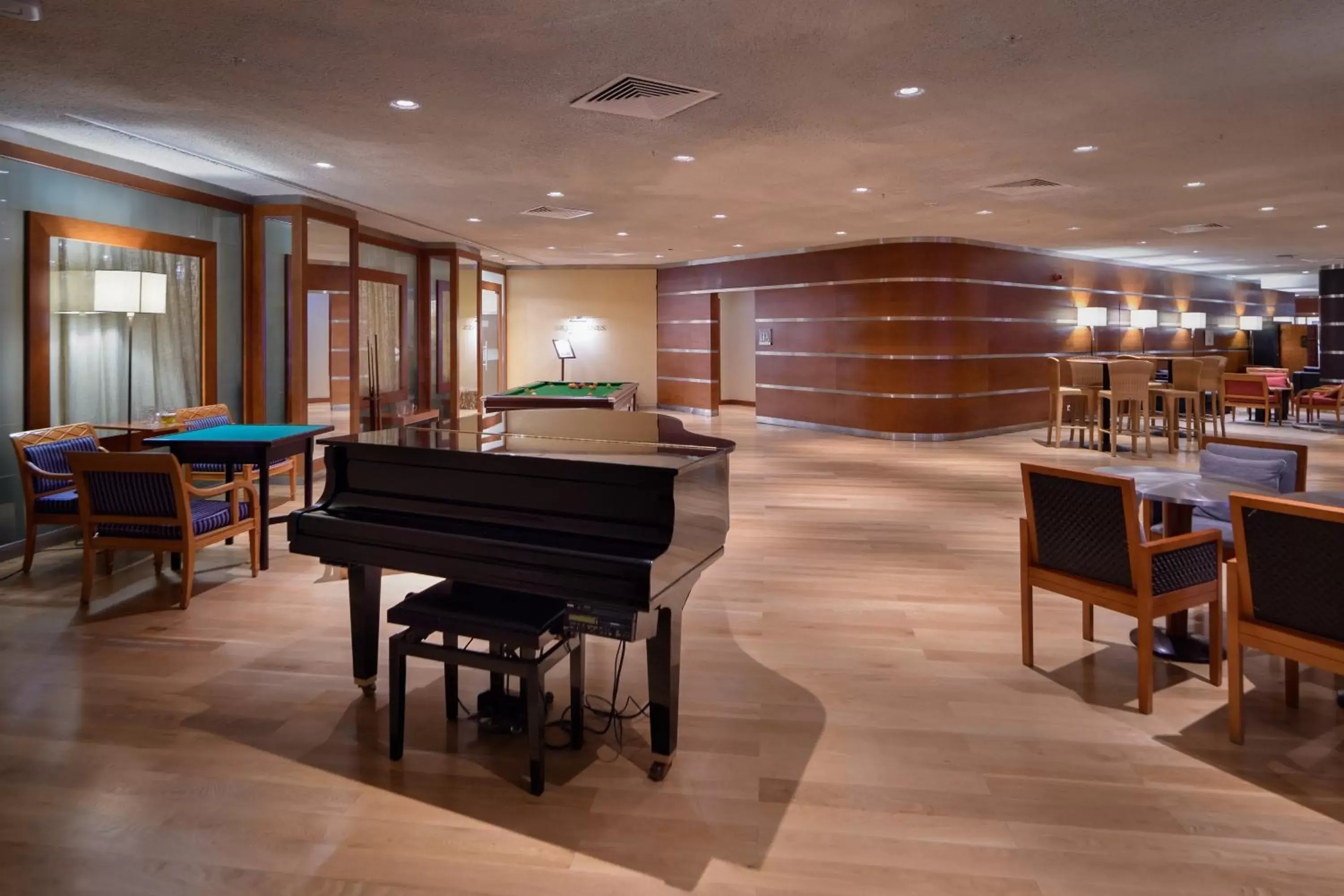 Lounge or bar in Pestana Vila Sol - Vilamoura Premium Golf Resort Lounge or bar in Pestana Vila Sol - Vilamoura Premium Golf Resort