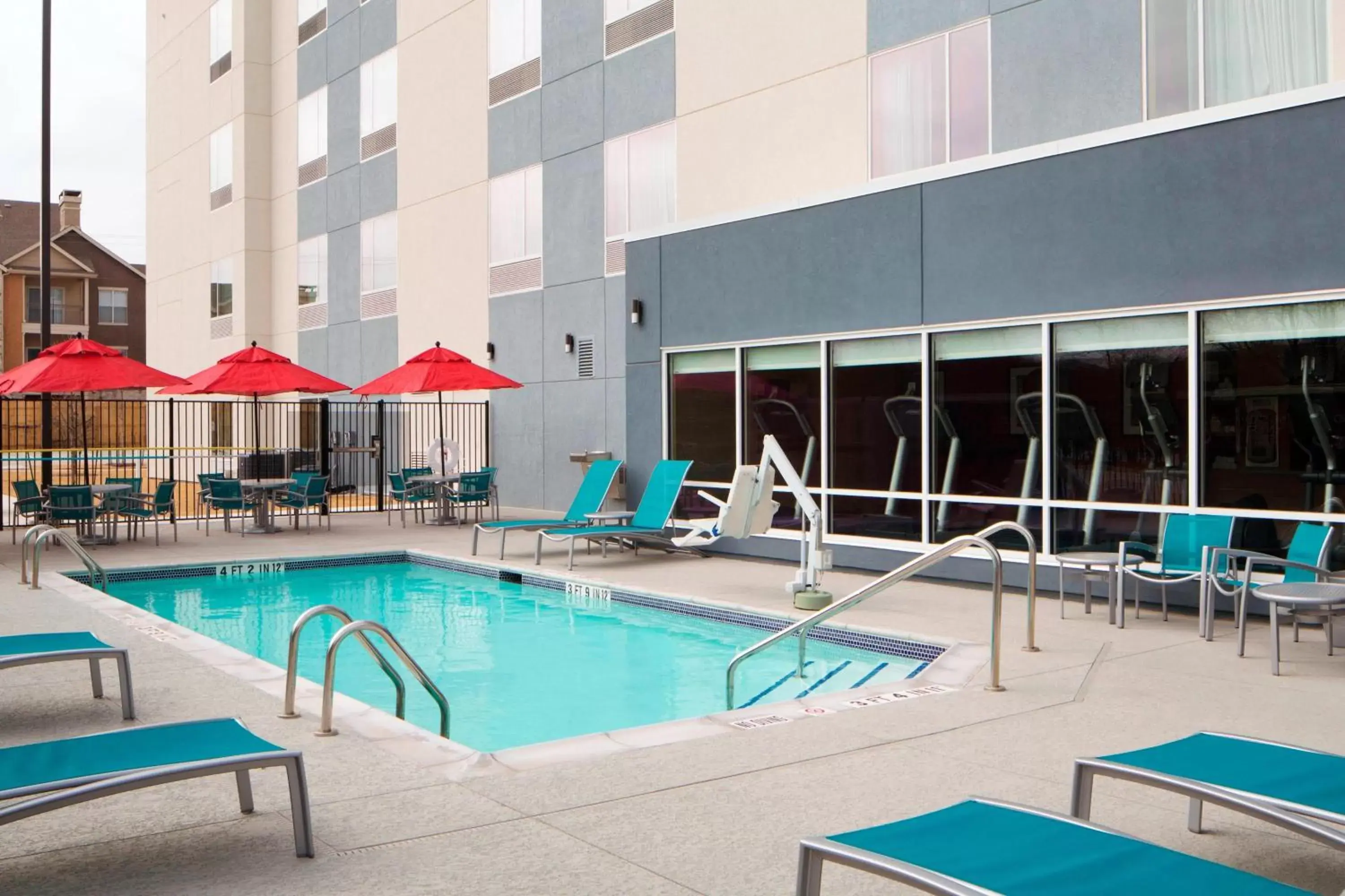 Swimming Pool in TownePlace Suites by Marriott Austin Round Rock