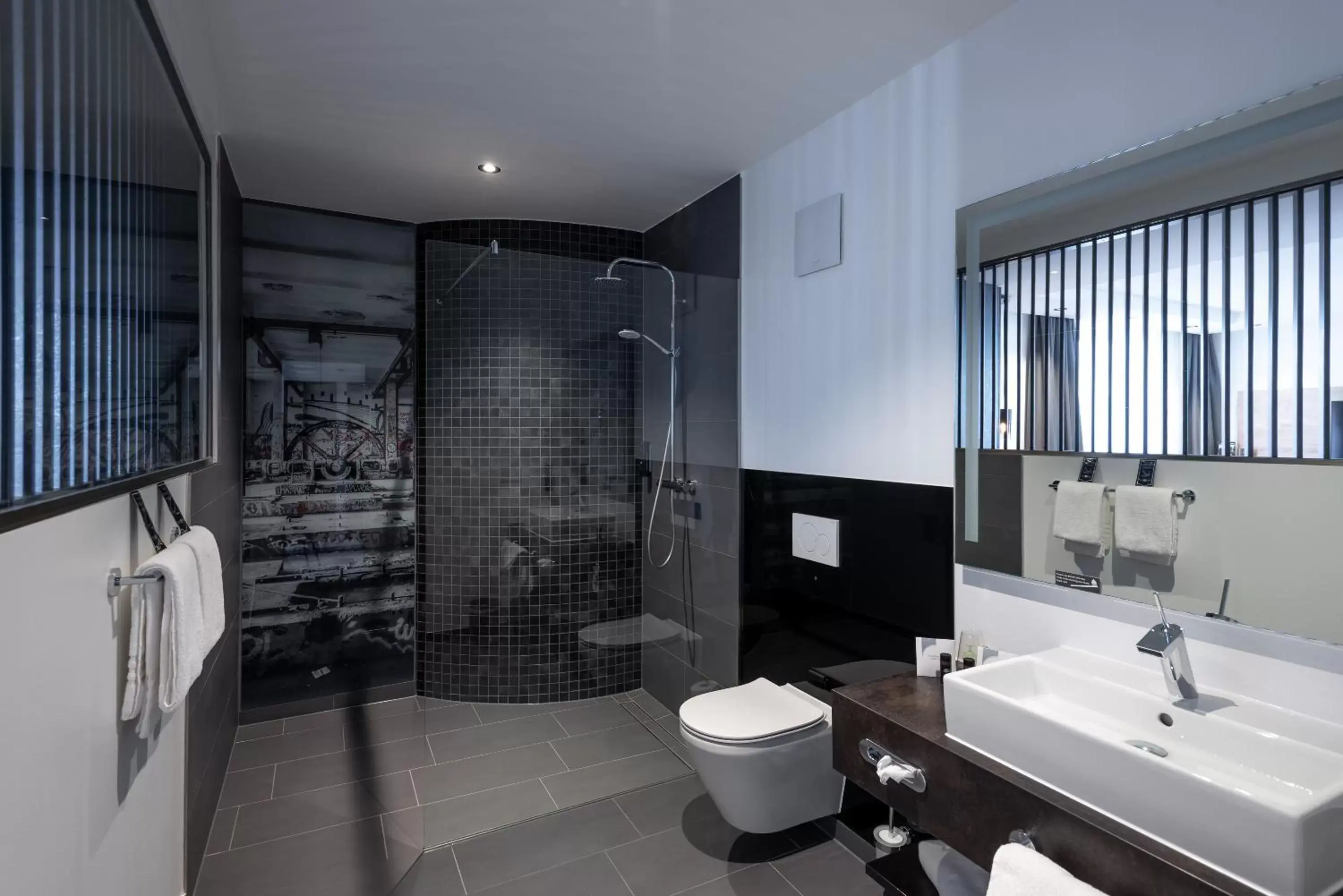 Bathroom in Hotel Esplanade Dortmund