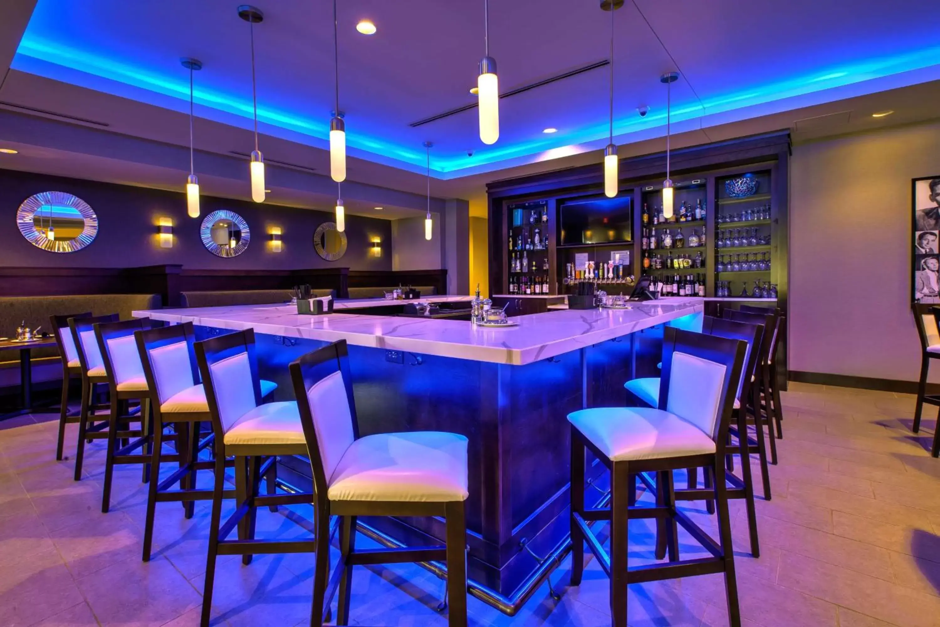 Lounge or bar, Lounge/Bar in Hilton Garden Inn Columbus Easton, Oh