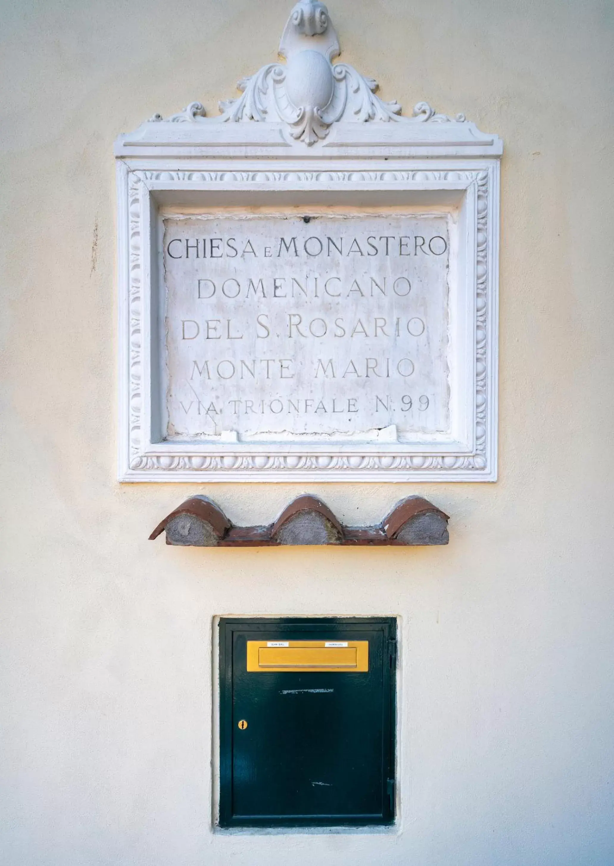 Logo/Certificate/Sign in Monastero dei Santi