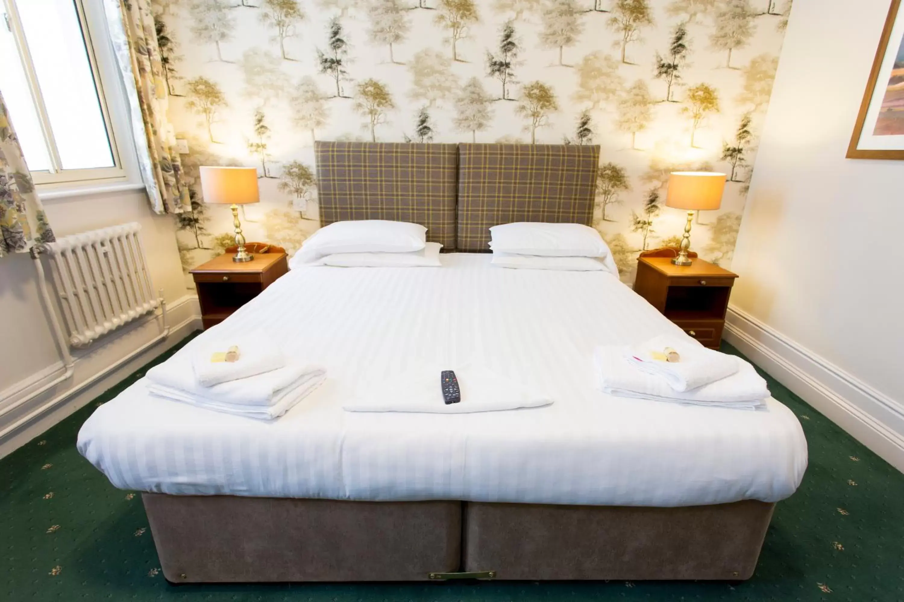 Bed in The Old Bell - Warminster