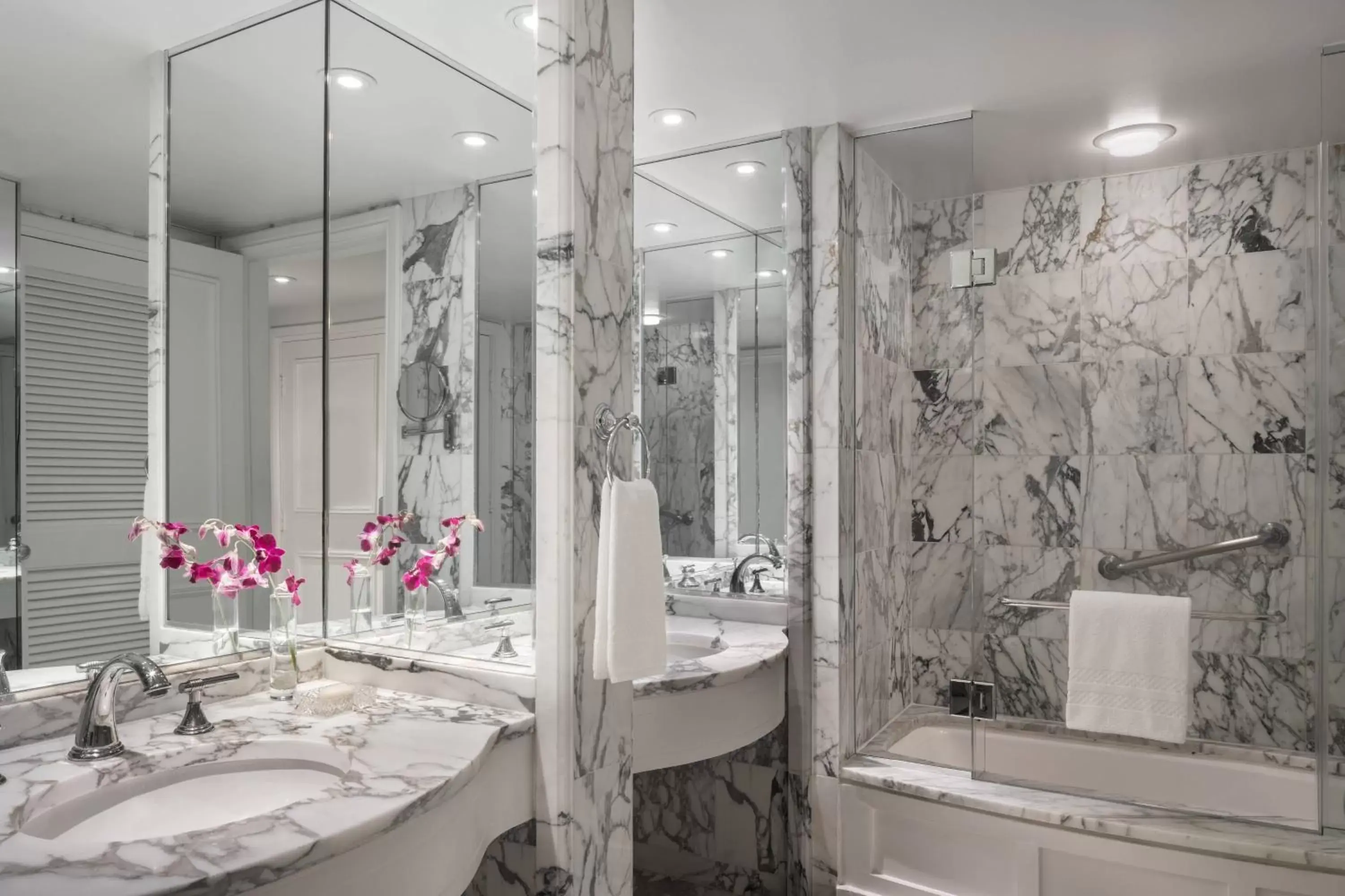 Bathroom, Restaurant/Places to Eat in The Ritz-Carlton, Laguna Niguel