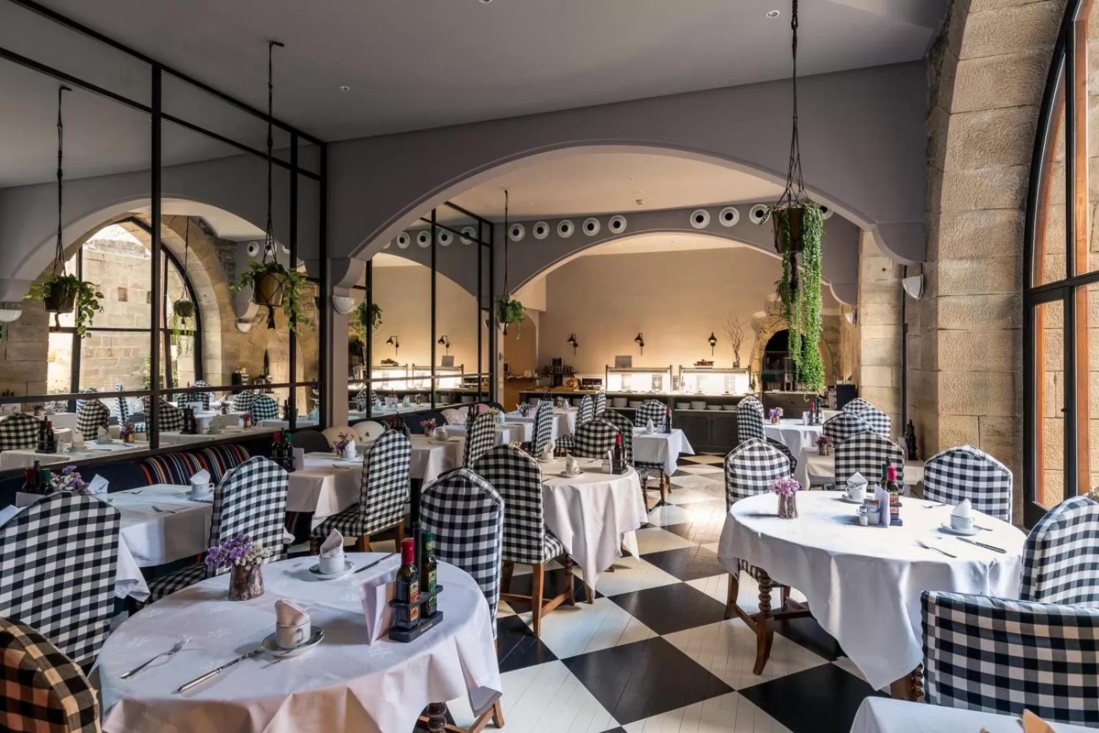 Food and drinks in Parador de Hondarribia