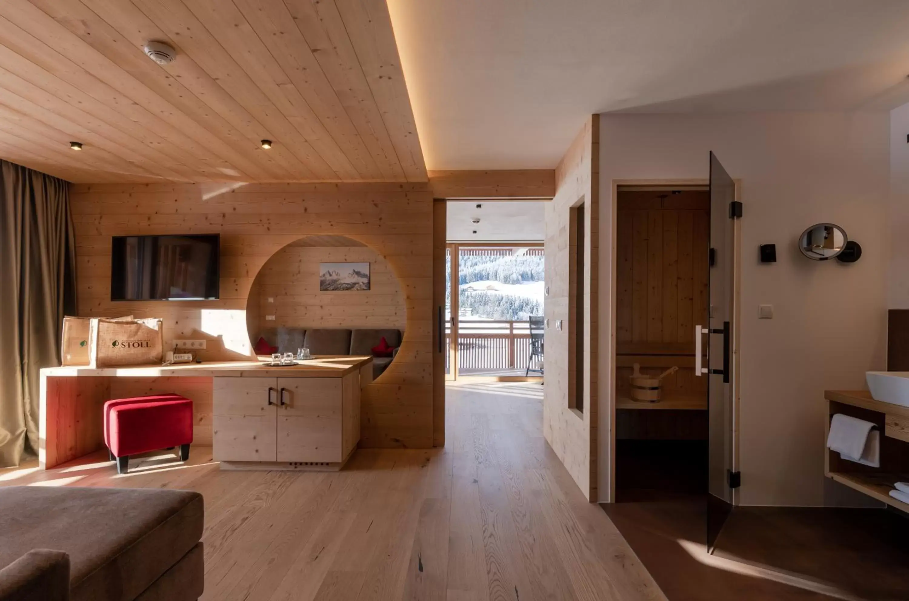 Sauna, Kitchen/Kitchenette in Alpine Nature Hotel Stoll