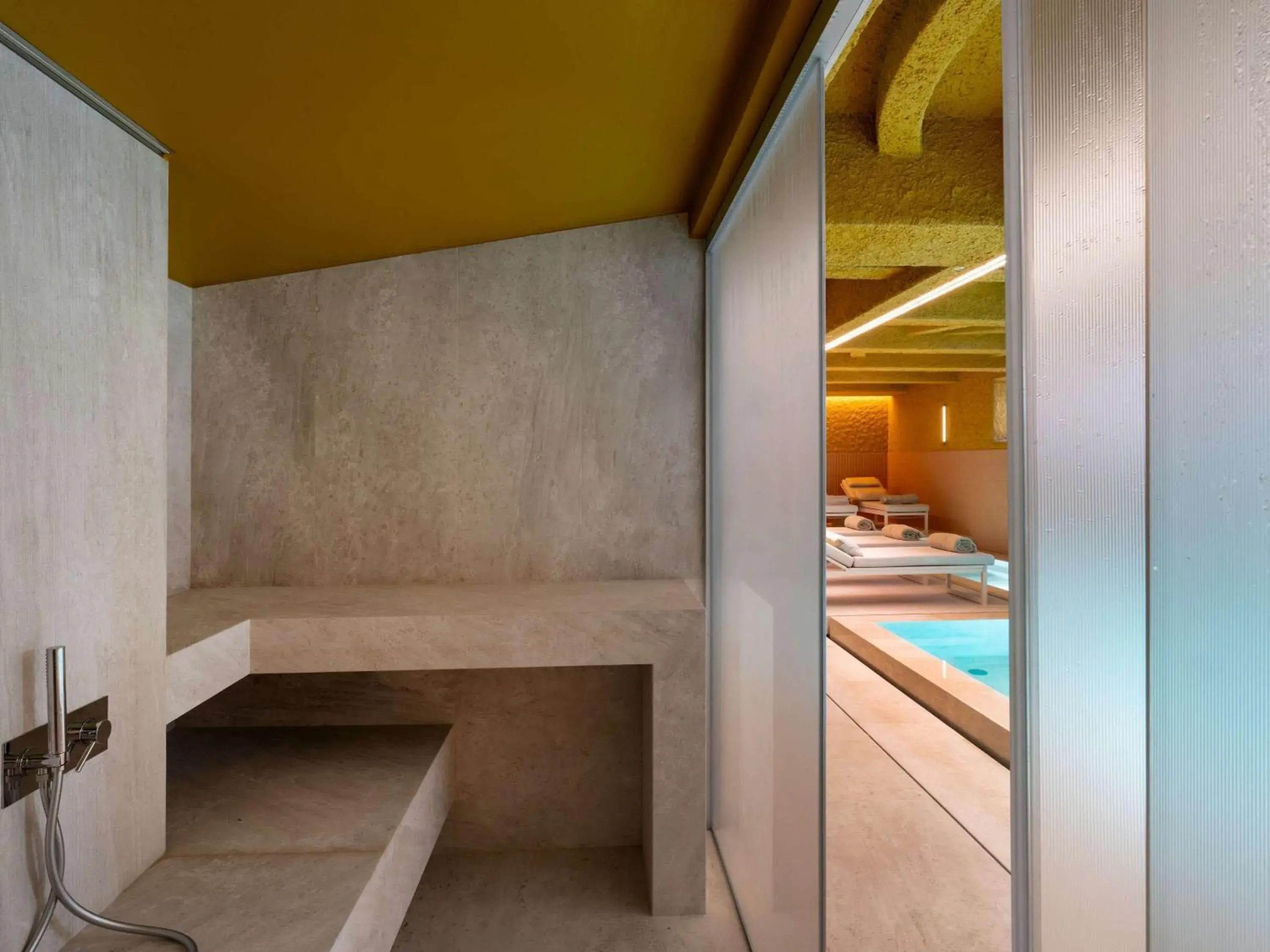 Spa and wellness centre/facilities, Swimming Pool in Palazzo Tirso Cagliari Mgallery