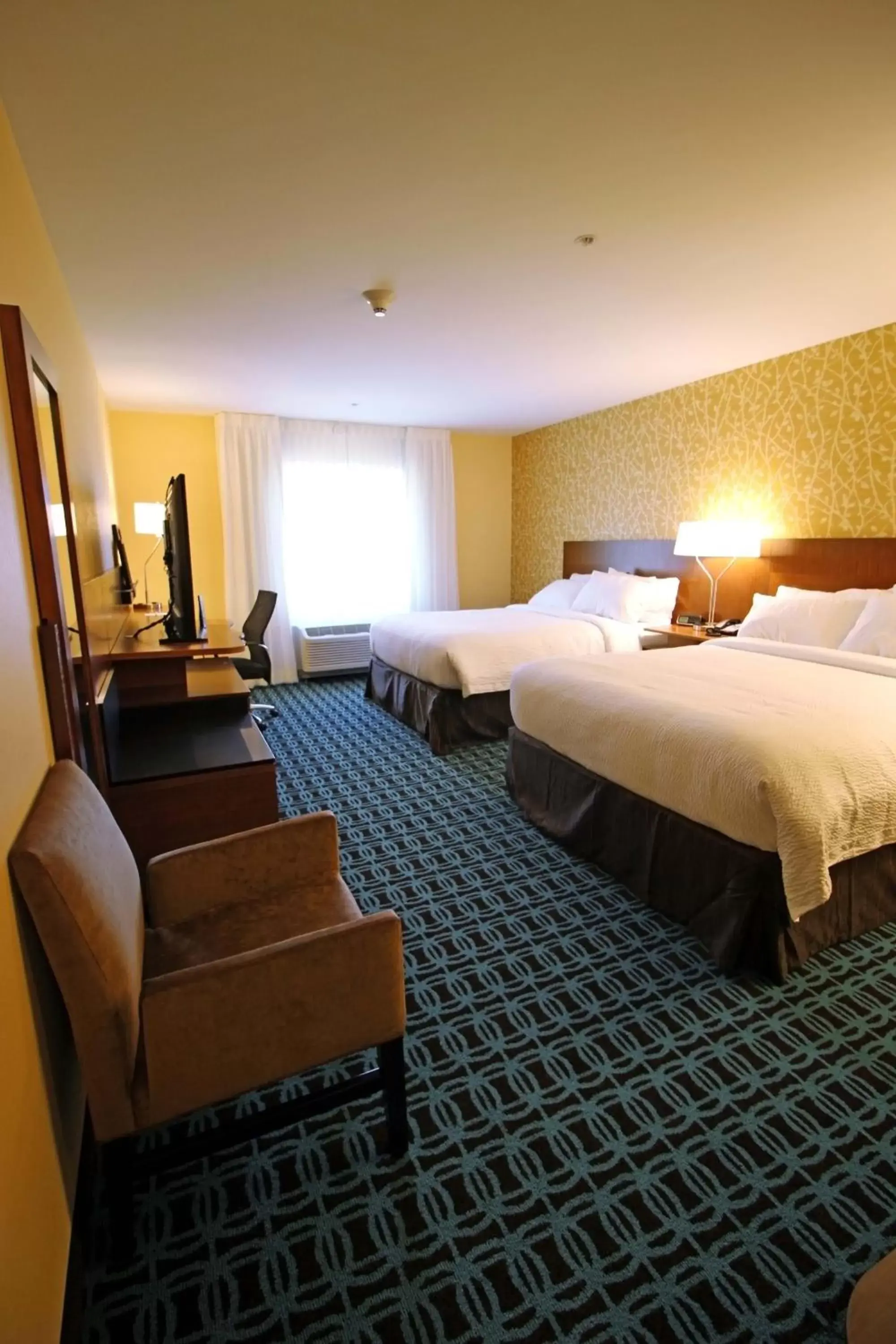 Bedroom, Bed in Fairfield Inn & Suites by Marriott London