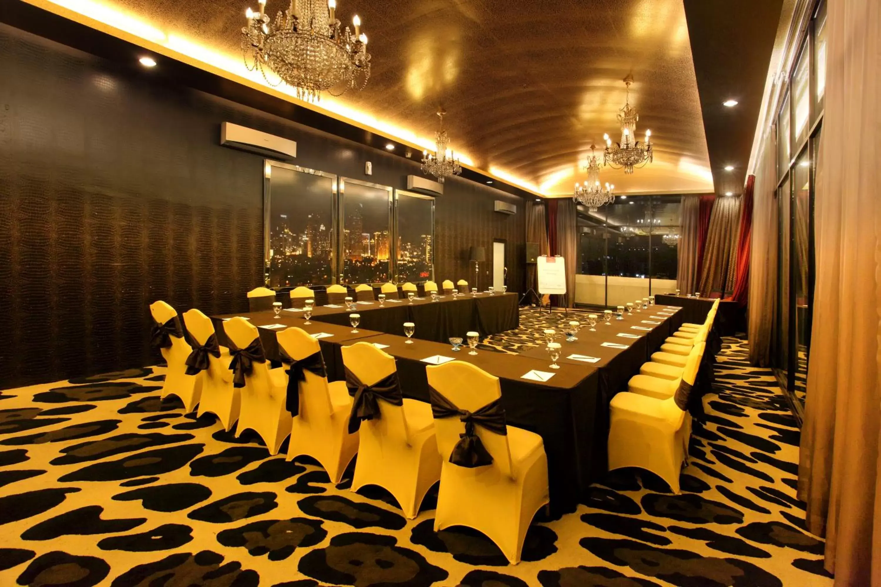 Business facilities, Banquet Facilities in Amaroossa Hotel Bandung Indonesia