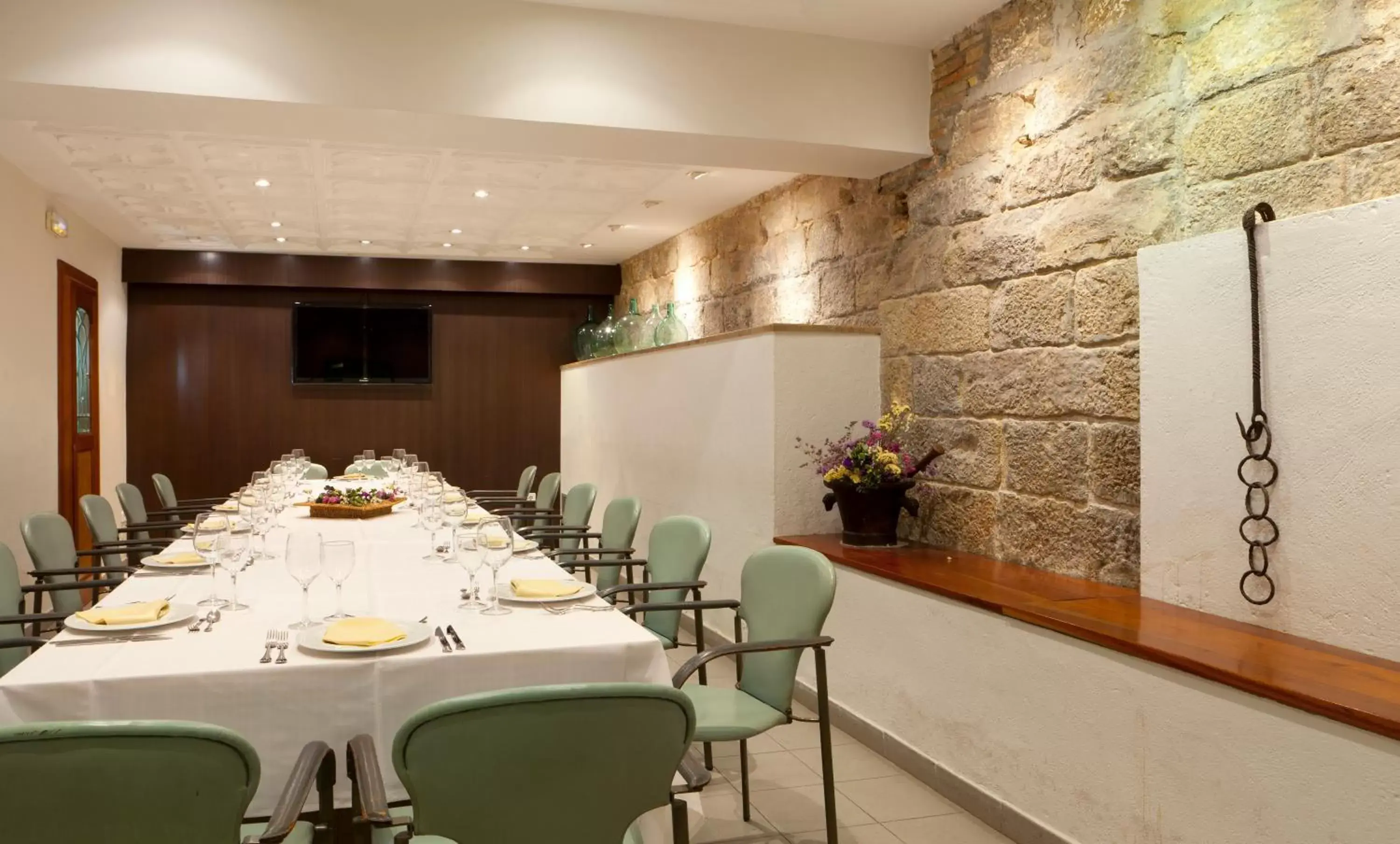 Banquet/Function facilities, Restaurant/Places to Eat in Peninsular