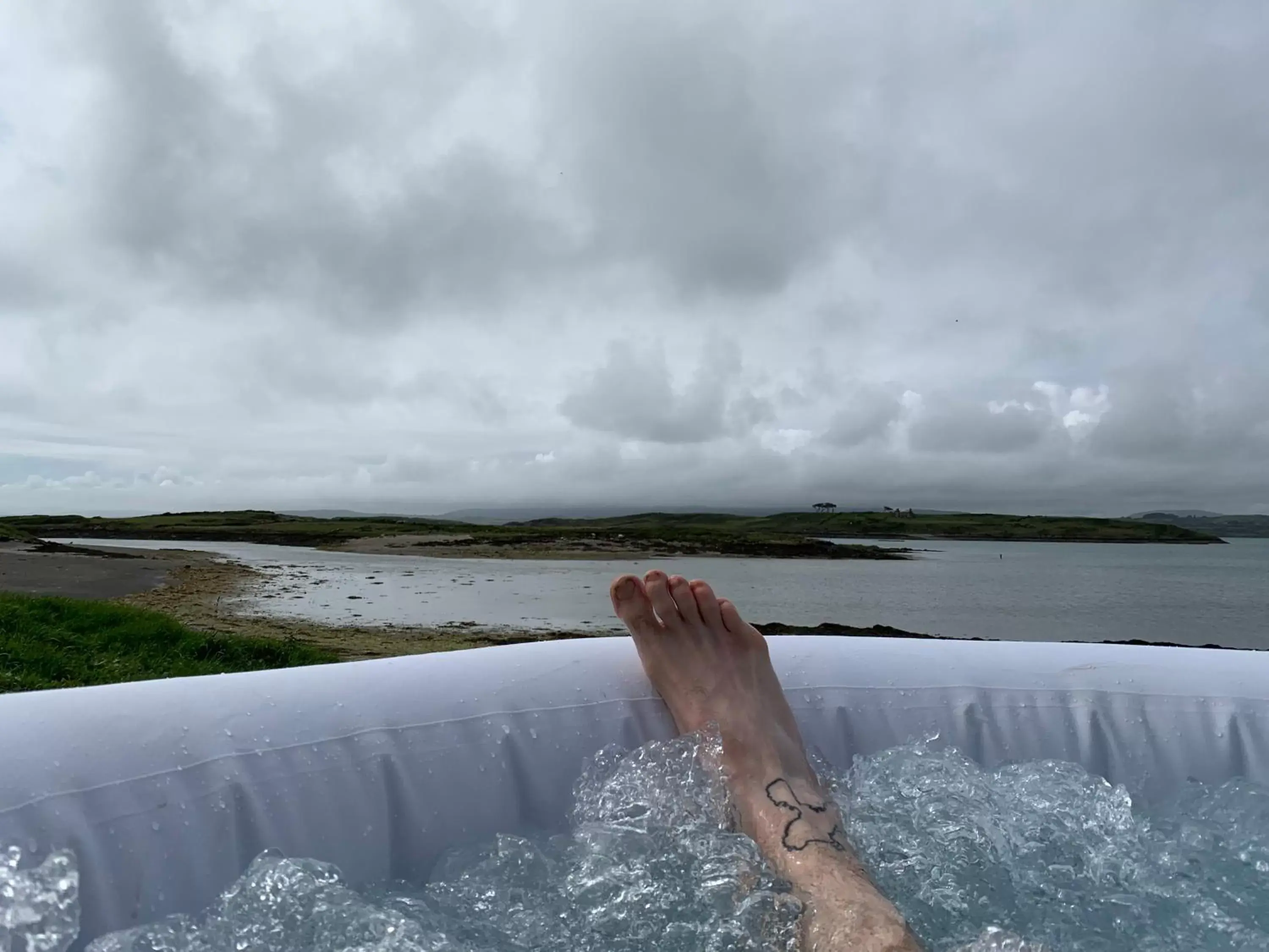 Hot Tub, Swimming Pool in Heir Island House
