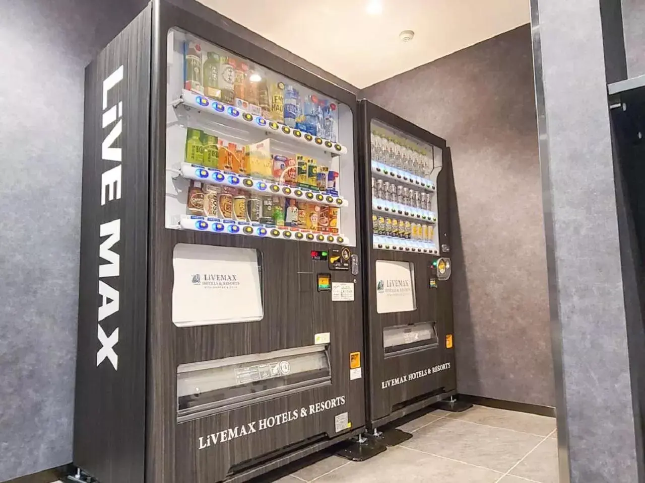 vending machine, Supermarket/Shops in HOTEL LiVEMAX Niigata Ekimae