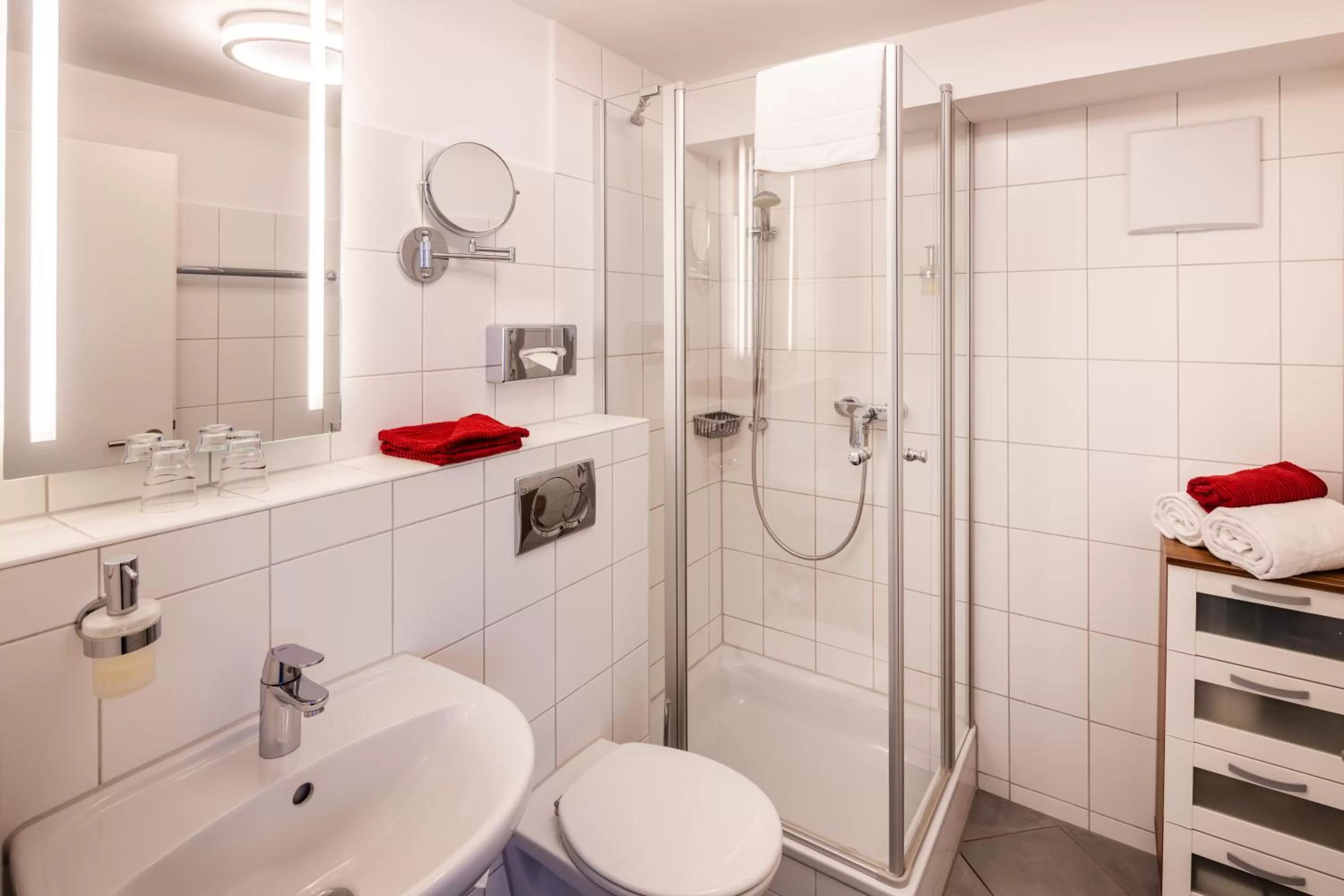 Bathroom in Hotel Peterhof - urban lifestyle Kempten
