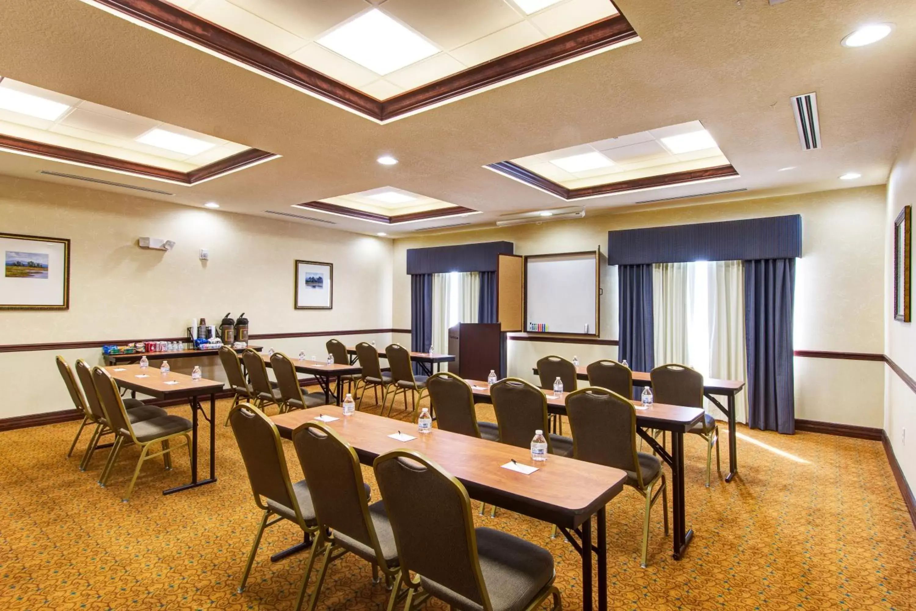 Banquet/Function facilities in Country Inn & Suites by Radisson, St. Petersburg - Clearwater, FL