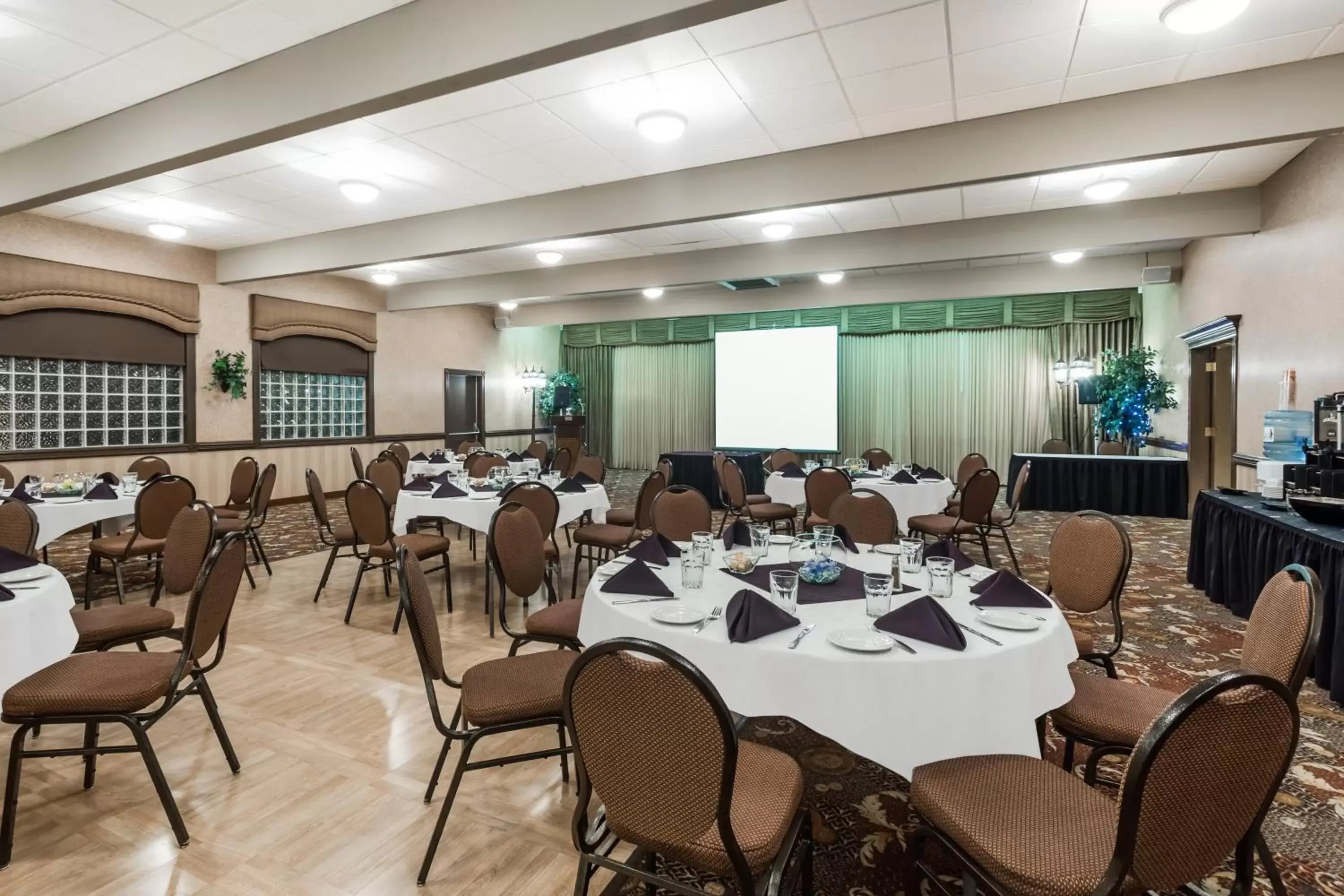 Banquet/Function facilities, Restaurant/Places to Eat in Wingate by Wyndham Erlanger - Florence - Cincinnati South
