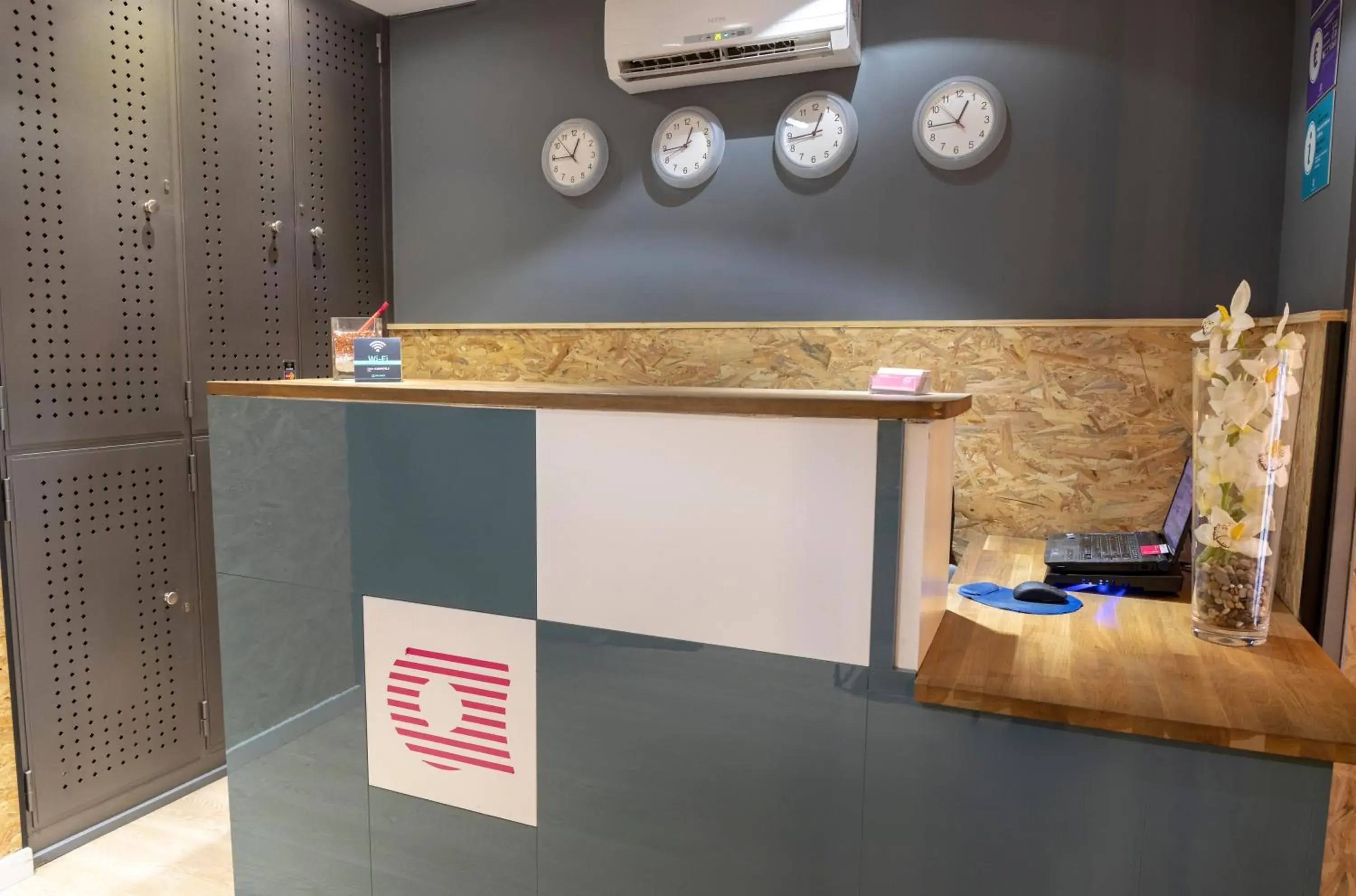 Facade/entrance in Hotel Alda Centro Palencia Facade/entrance in Hotel Alda Centro Palencia