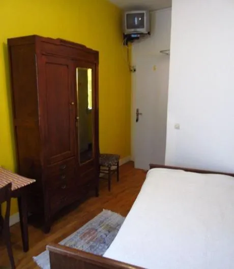 Bedroom, Bed in Hotel d'Orléans Paris Gare de l'Est