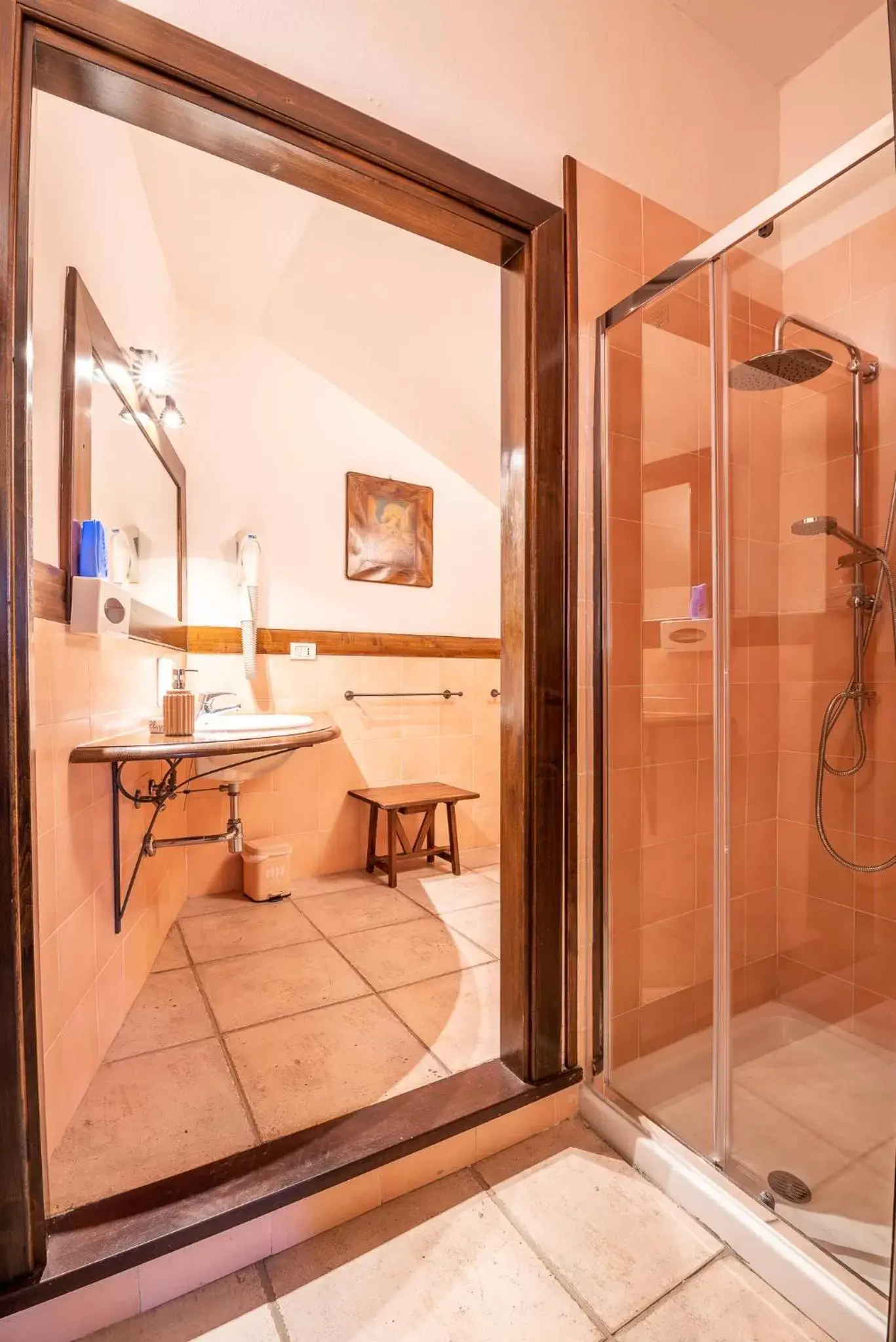 Bathroom in HOTEL TREVI Palazzo Natalini
