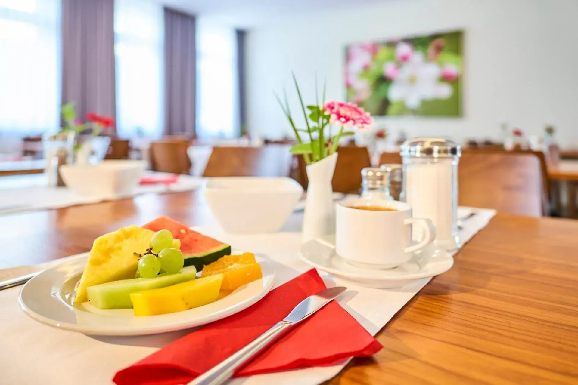 Restaurant/Places to Eat in Hotel Apfelbaum