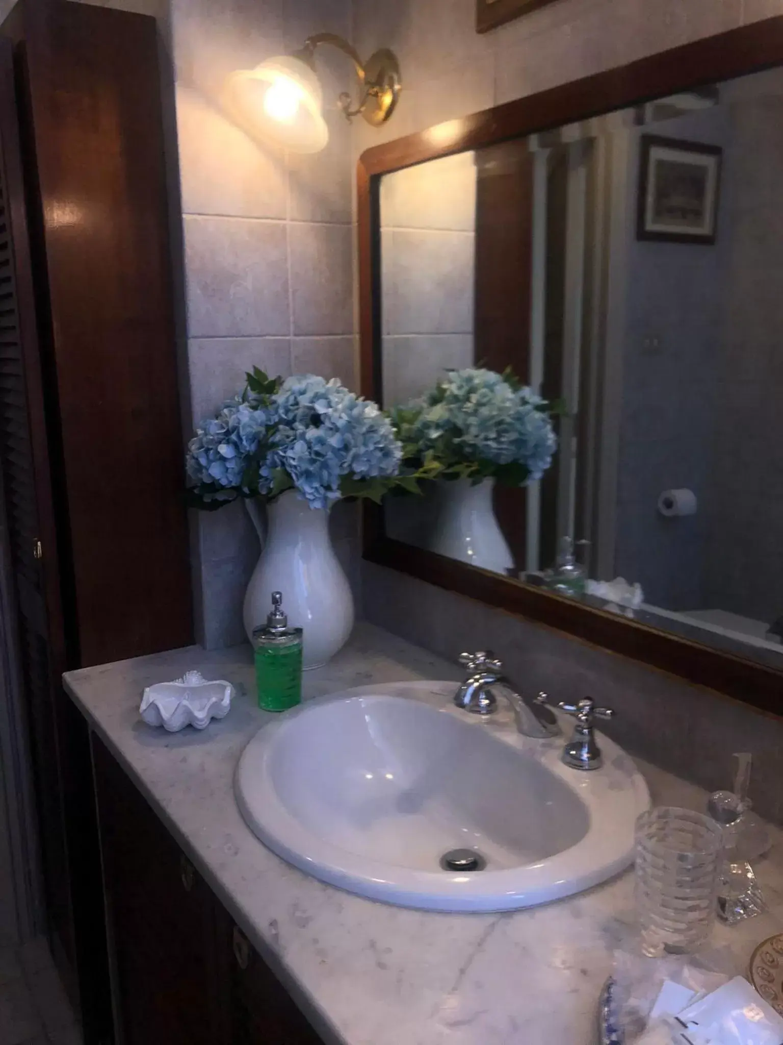 Bathroom in Palazzo Bernardini Suites