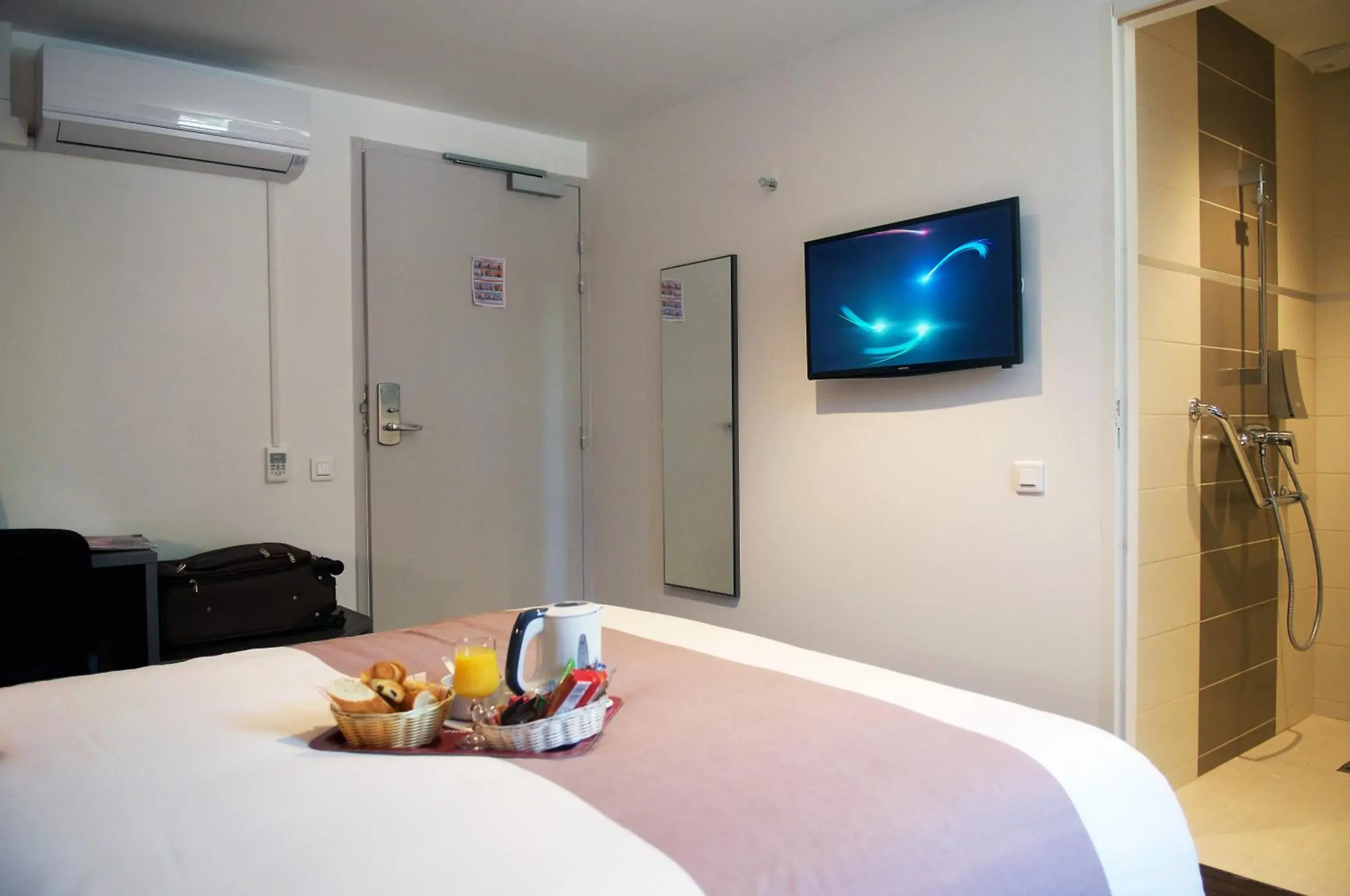 Bedroom, Bed in Best Hotel Euromedecine
