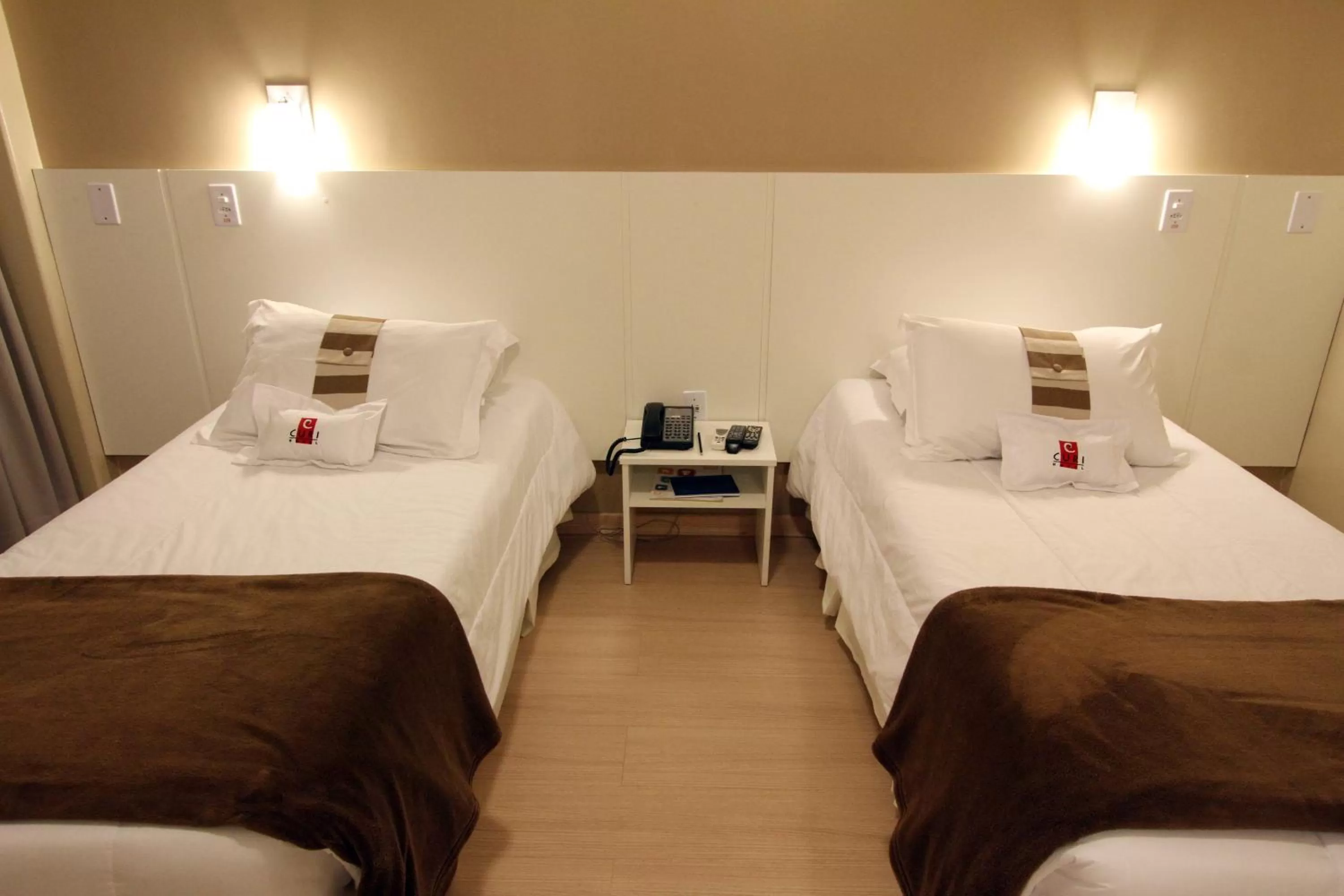 Superior Twin Room in Hotel Curi Executive