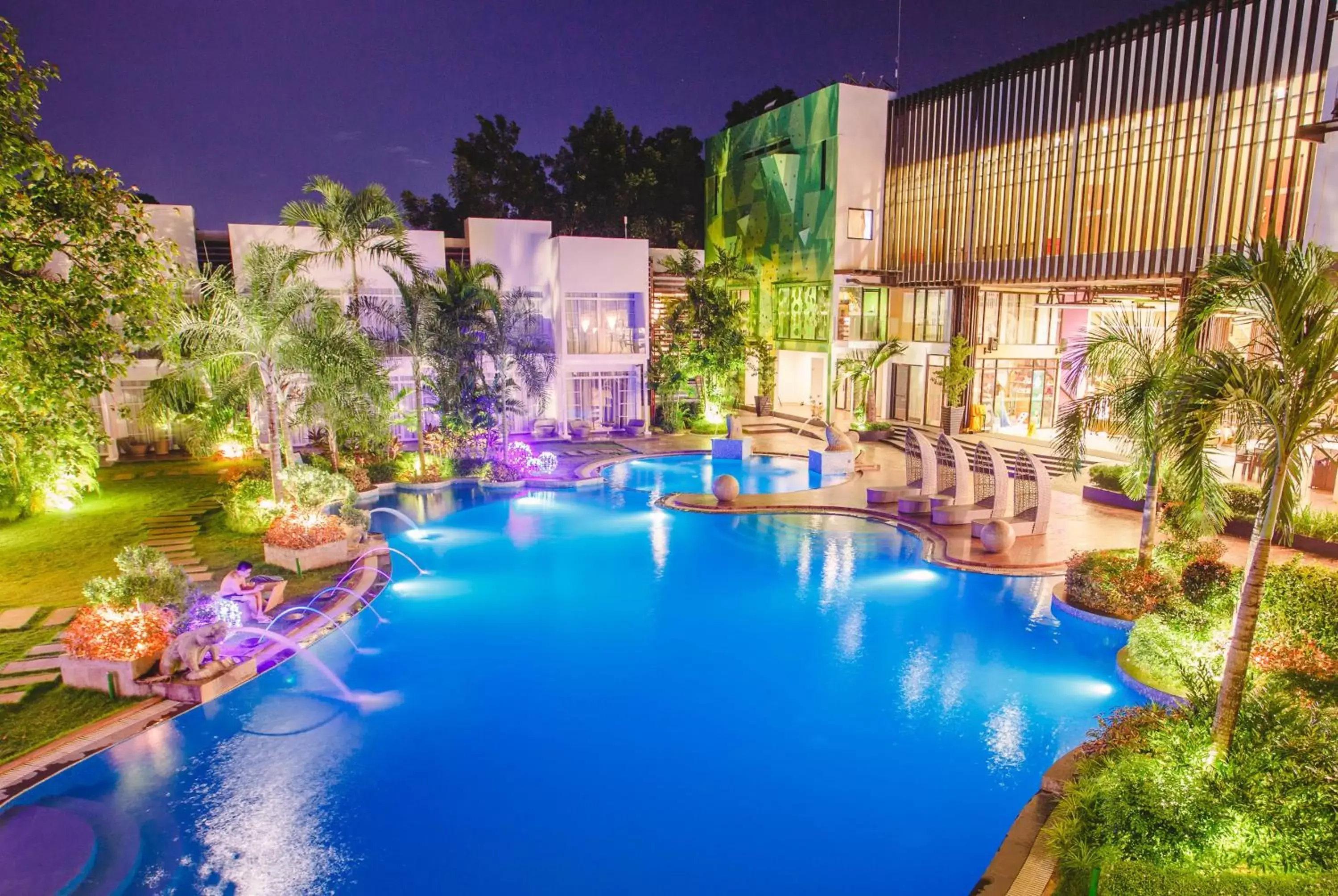 Night, Swimming Pool in Aziza Paradise Hotel