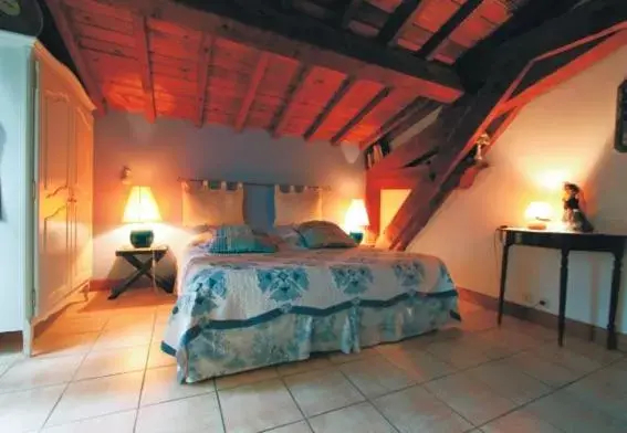 Bed in Domaine La Sauzette