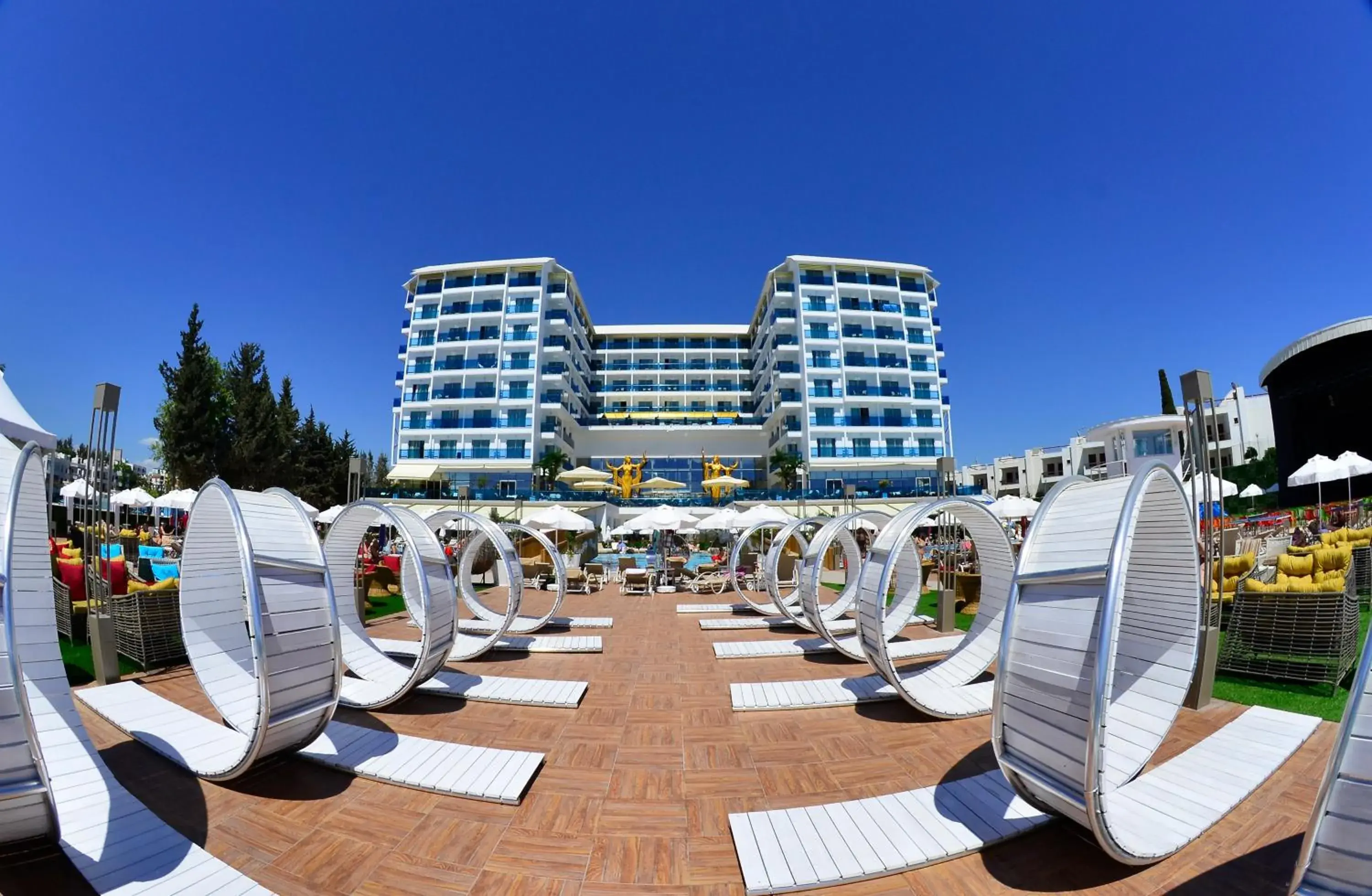 Pool view, Nearby Landmark in Azura Deluxe Resort & Spa - Ultra All Inclusive