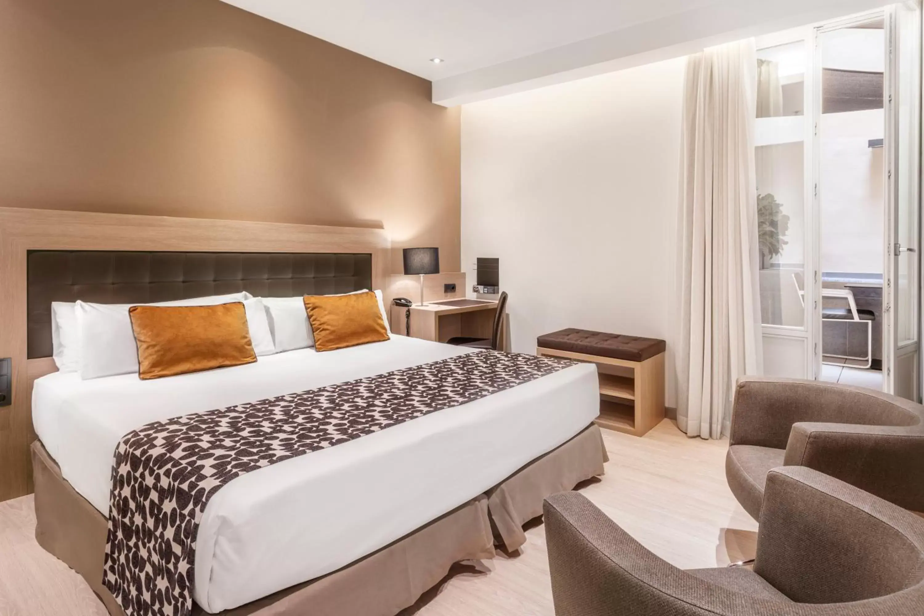 Bed in Catalonia Plaza Mayor Bed in Catalonia Plaza Mayor