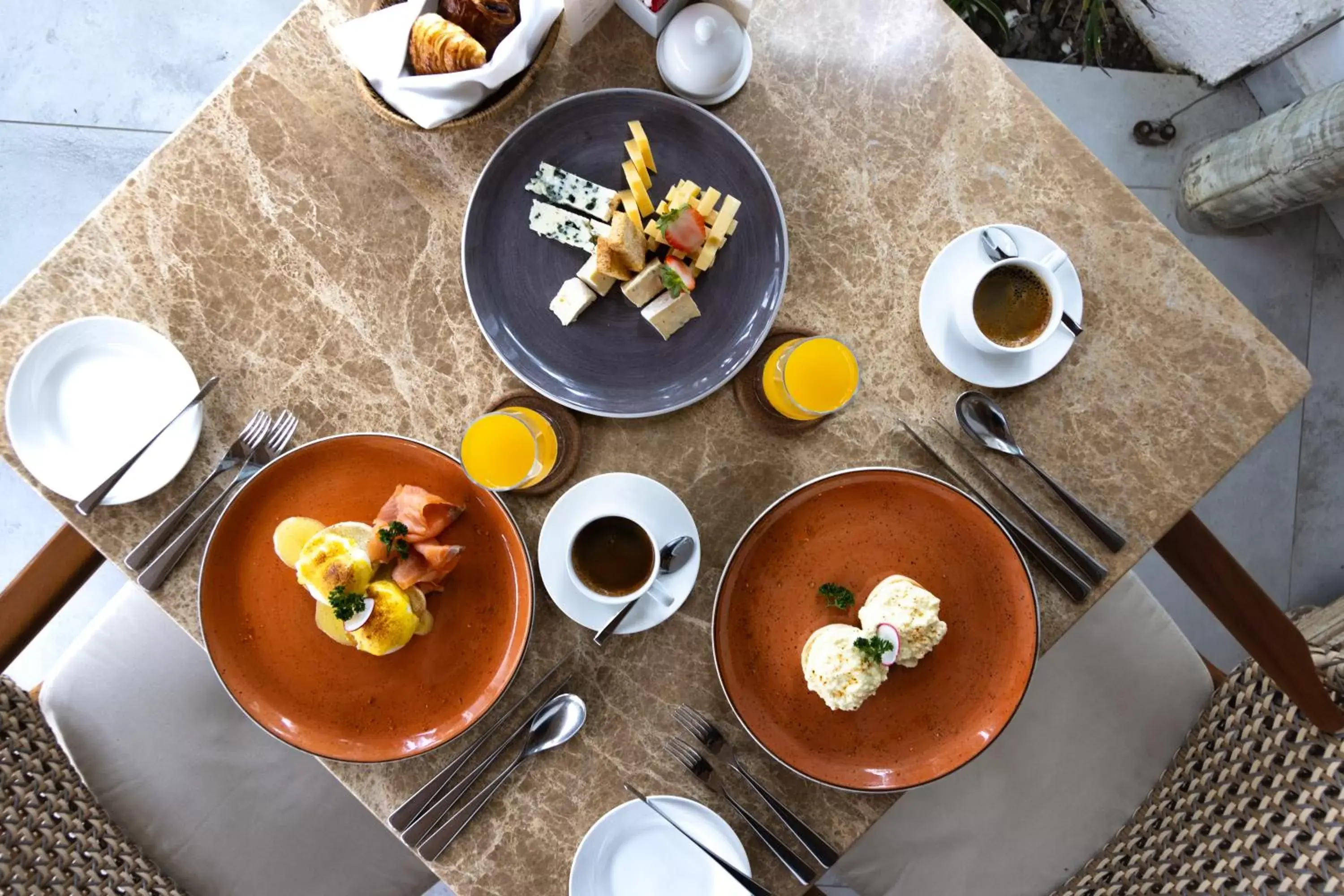 Restaurant/places to eat, Breakfast in Seapoint Boutique Hotel