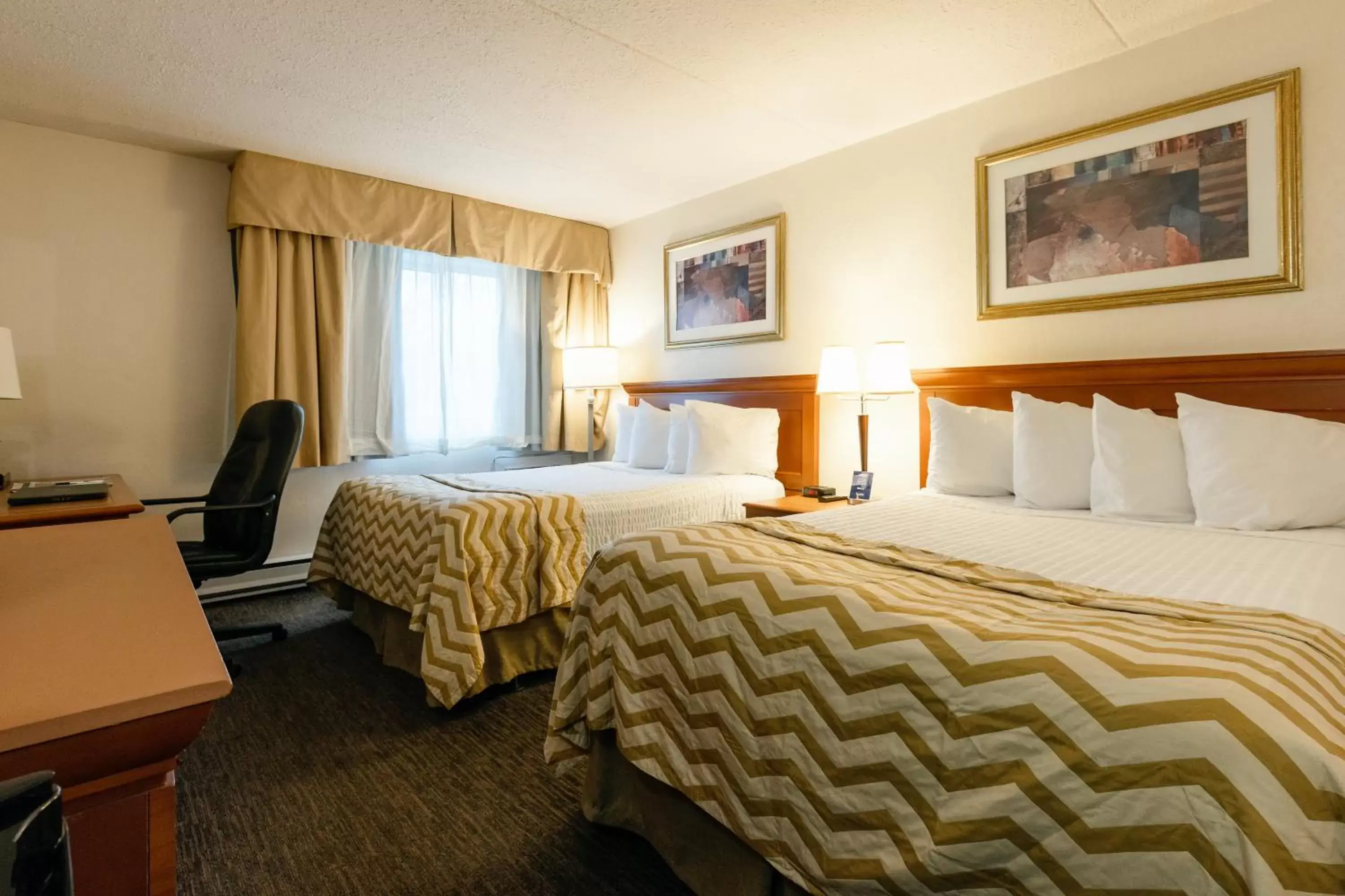 Guests, Bed in Travelodge by Wyndham Ottawa East