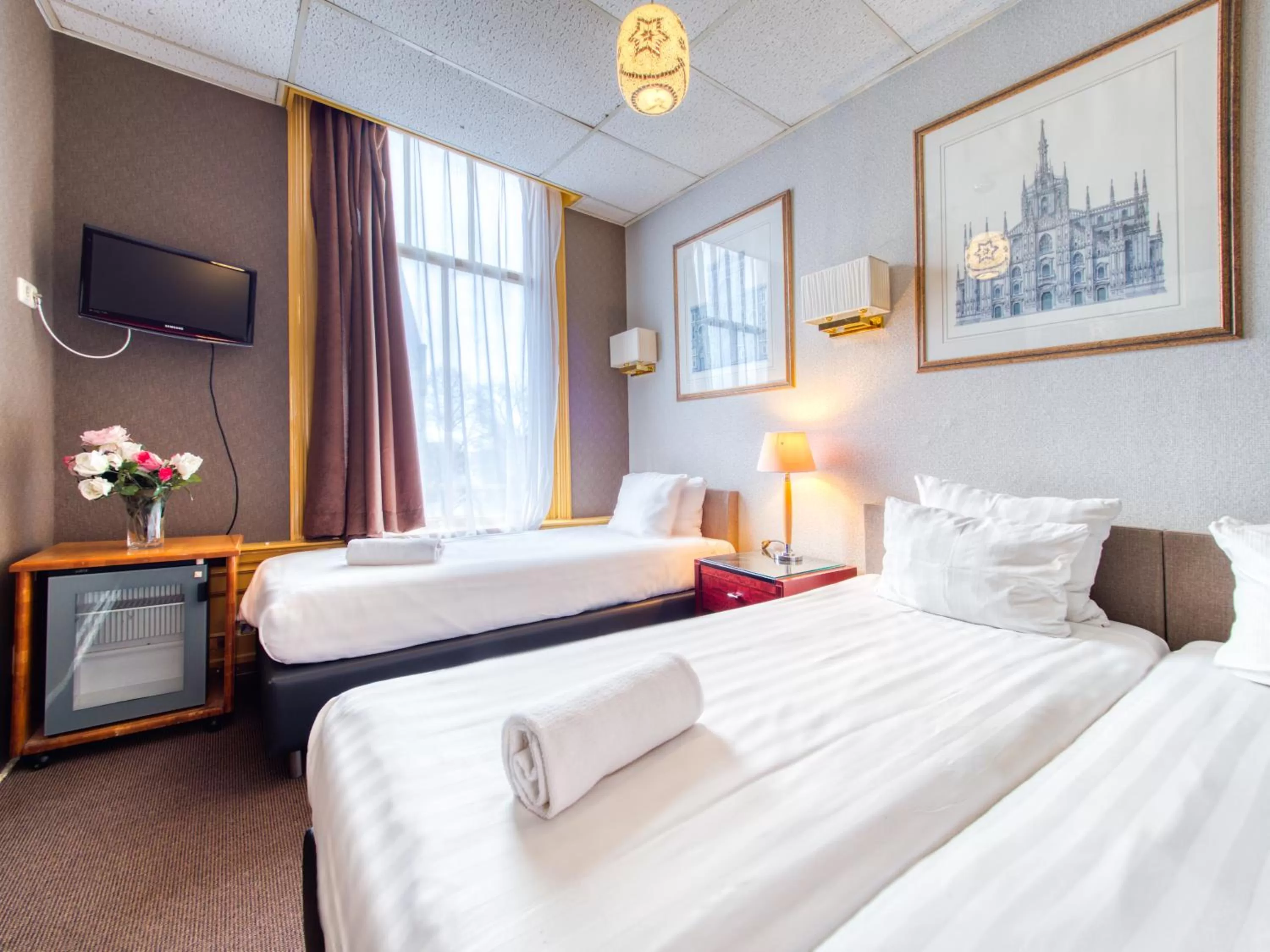 Photo of the whole room, Bed in Di-Ann City Centre Hotel