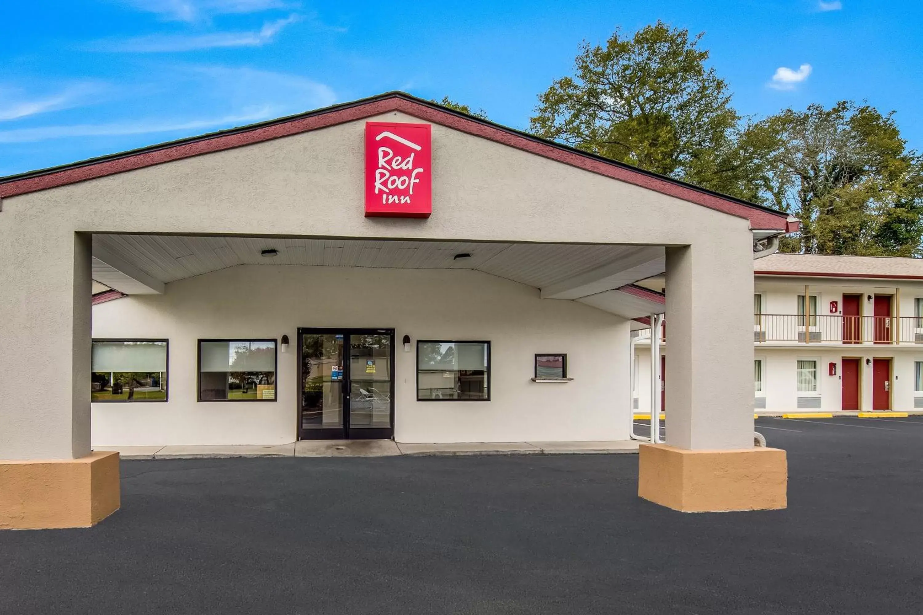 Property building in Red Roof Inn St George, SC