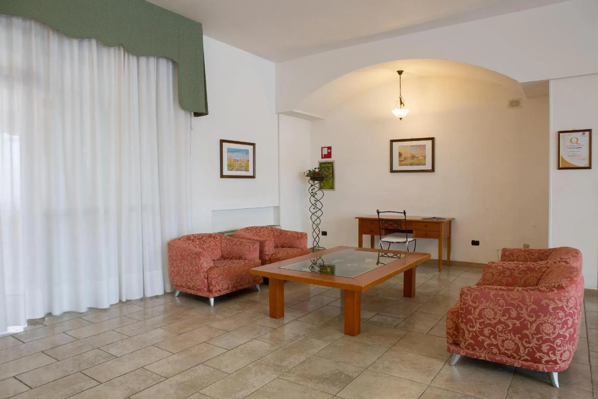 Lobby or reception, Seating Area in Hotel Ramapendula