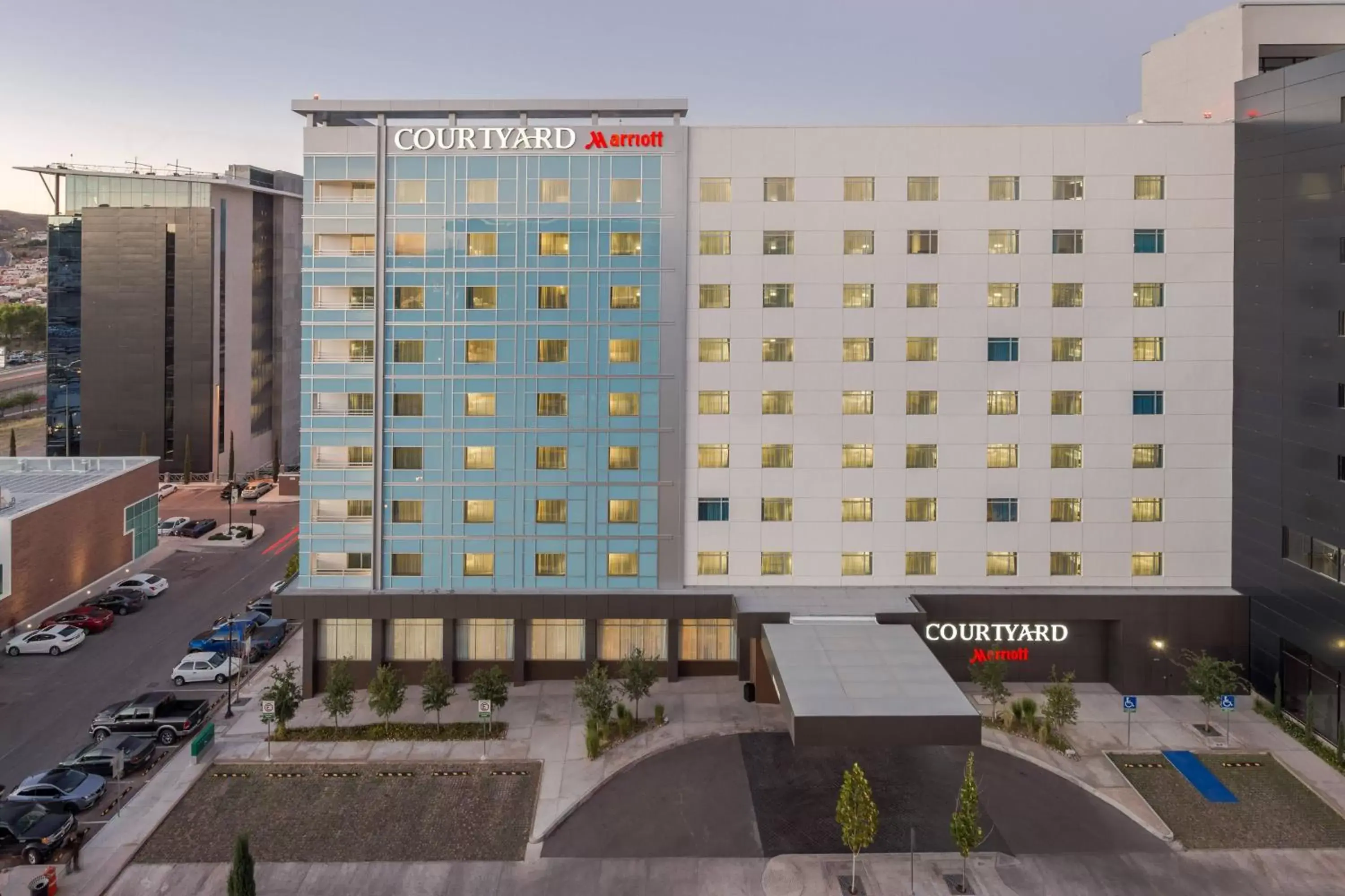 Property Building in Courtyard by Marriott Chihuahua