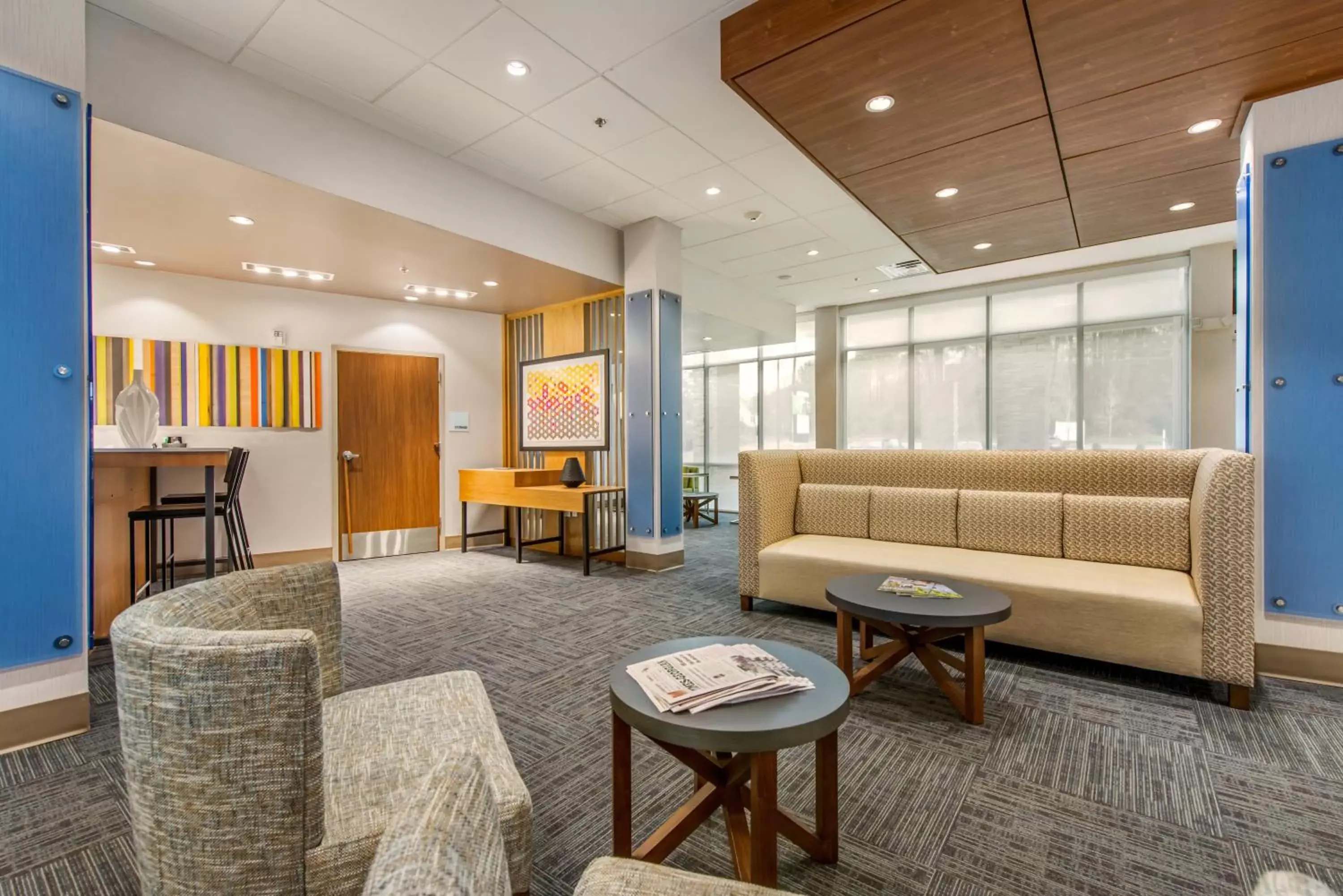 Lobby or reception, Lobby/Reception in Holiday Inn Express & Suites - Carrollton West, an IHG Hotel