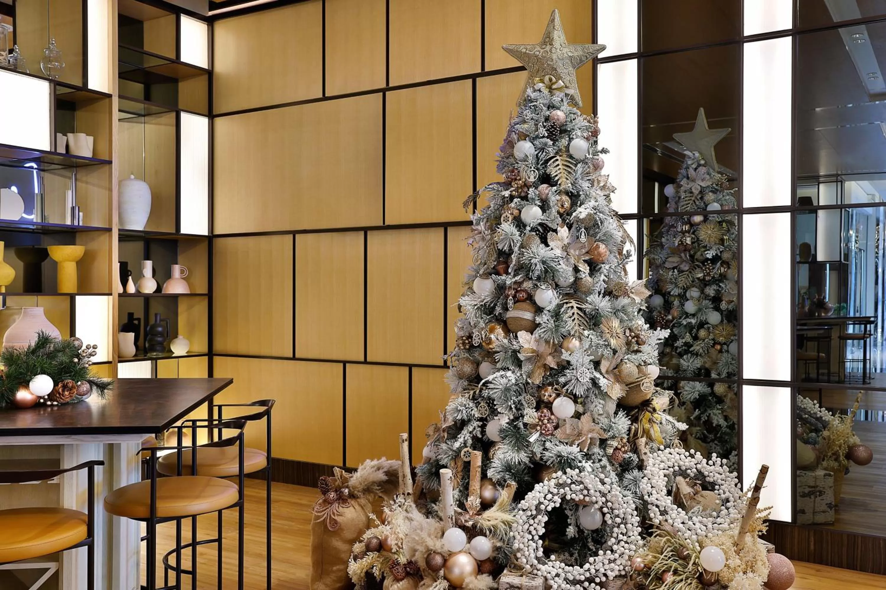 Property building in Marriott Resort Palm Jumeirah, Dubai