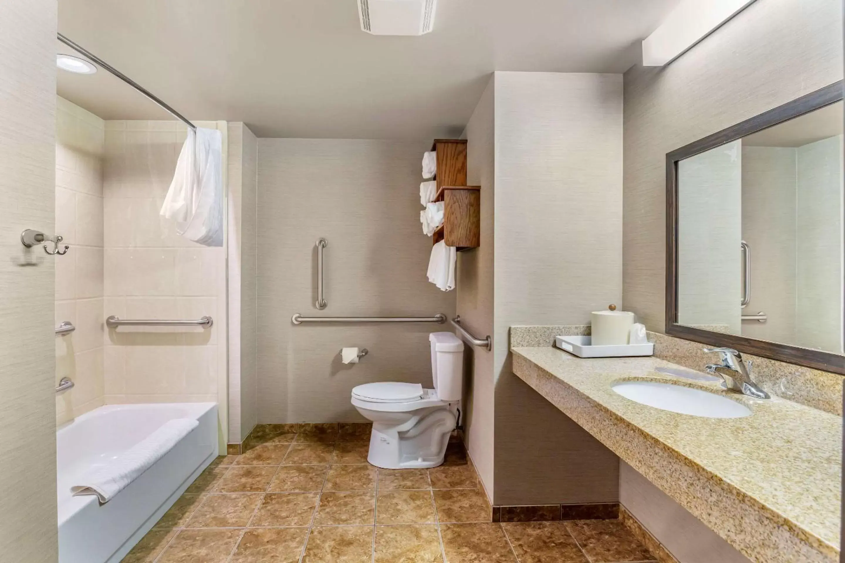 Bathroom in Sonesta Essential Minot