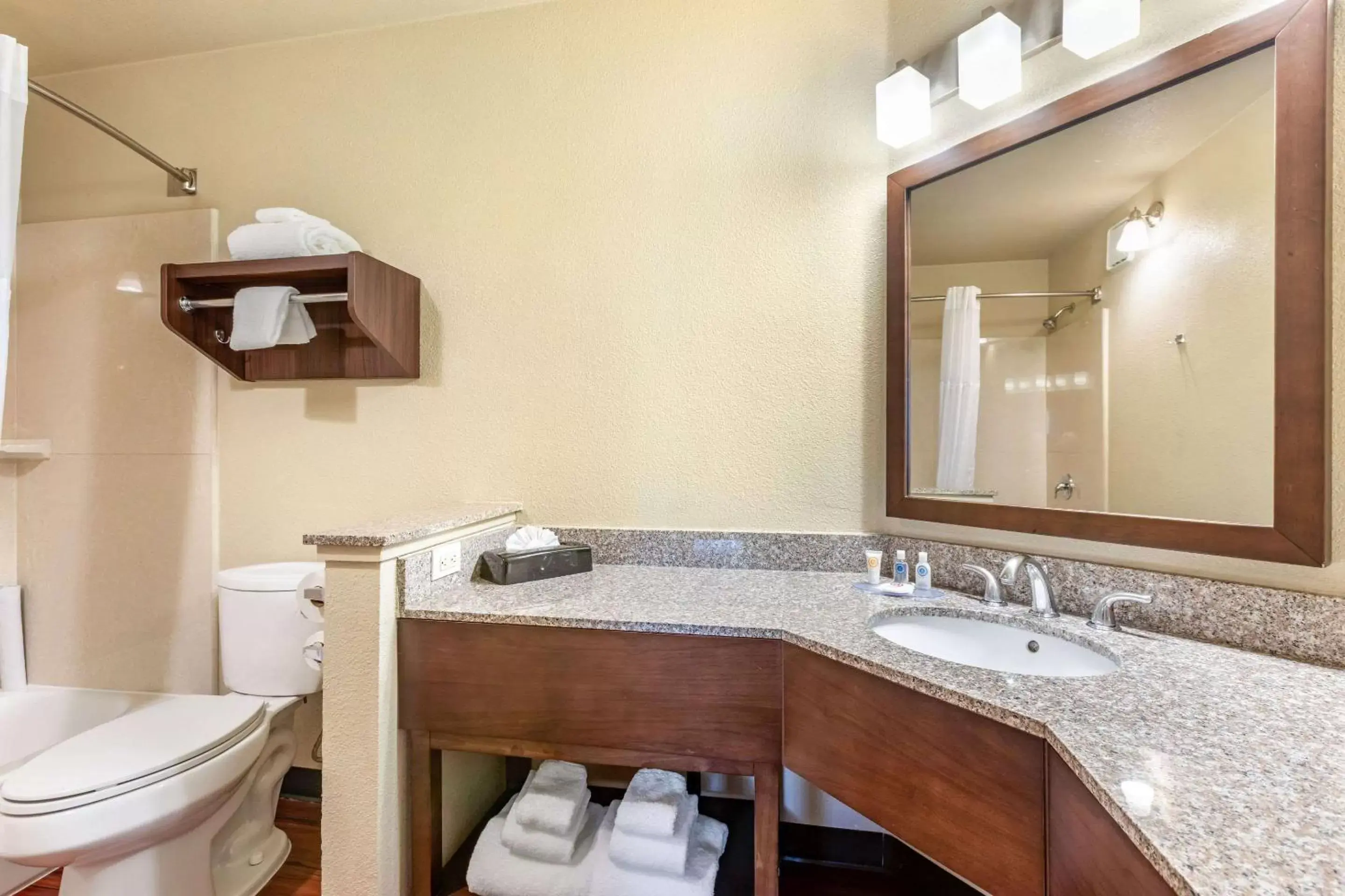 Photo of the whole room, Bathroom in Comfort Inn & Suites Orange County John Wayne Airport