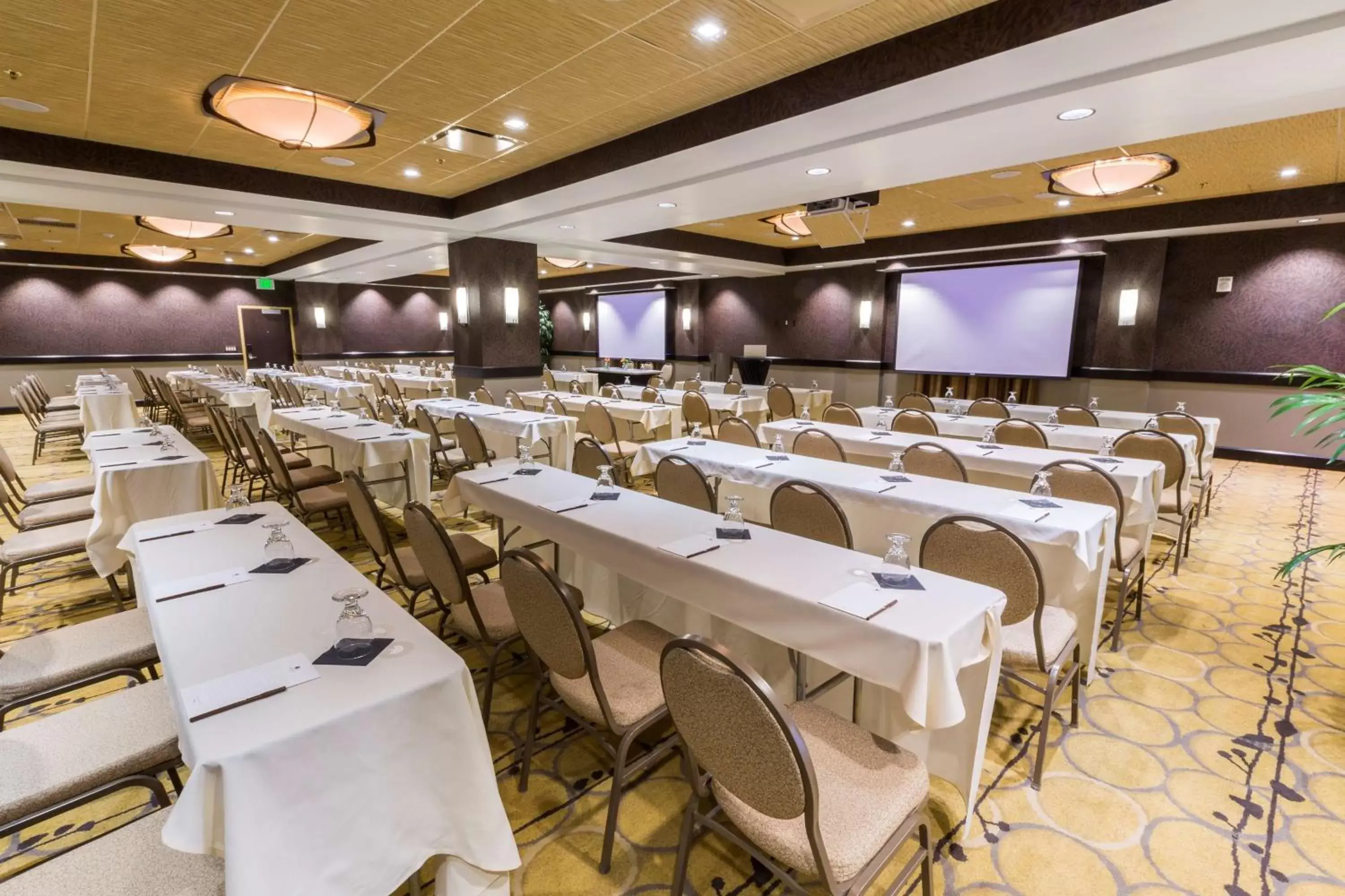 Meeting/conference room in The Strathallan - a DoubleTree by Hilton